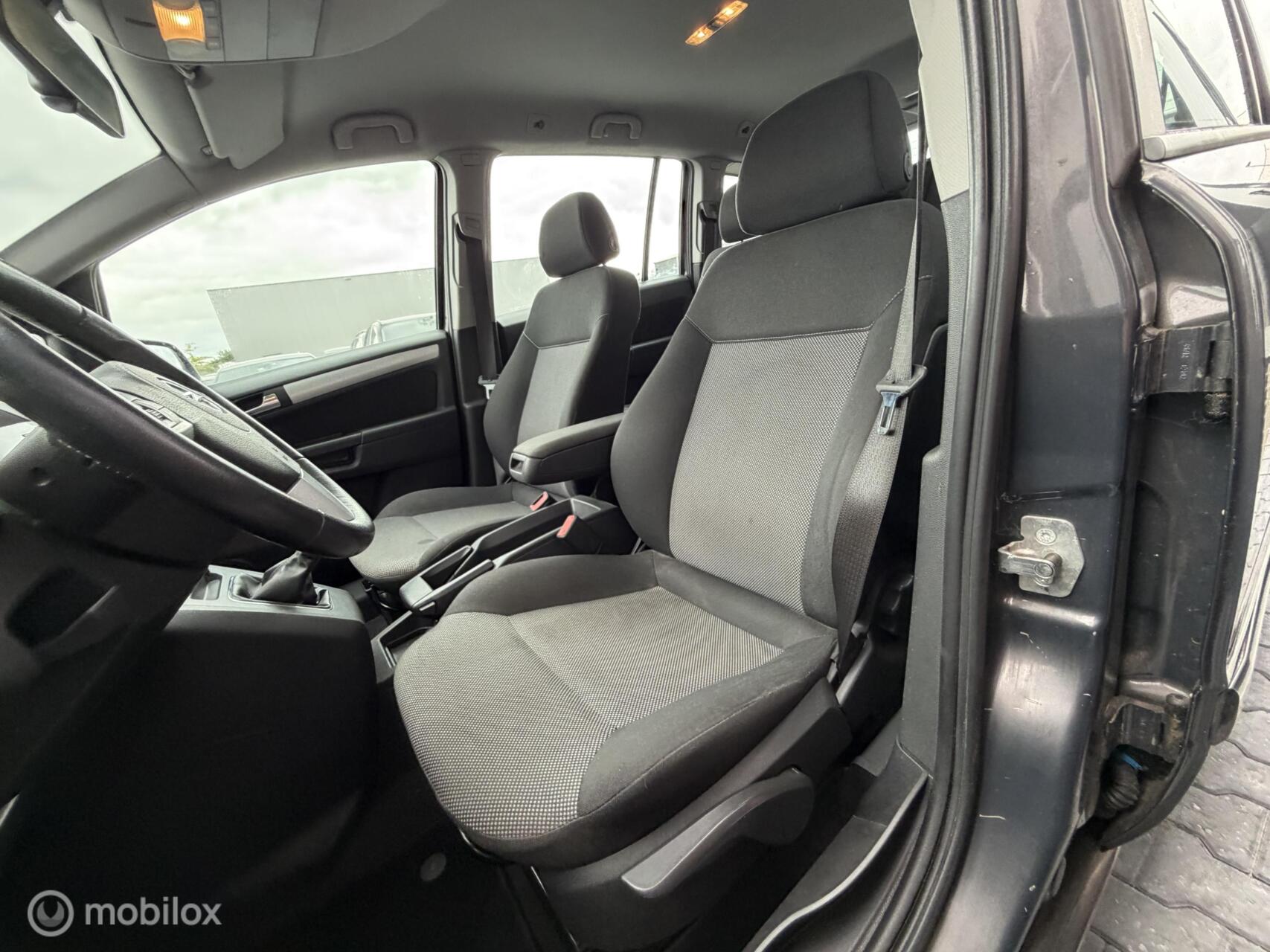 Foto van Opel Zafira