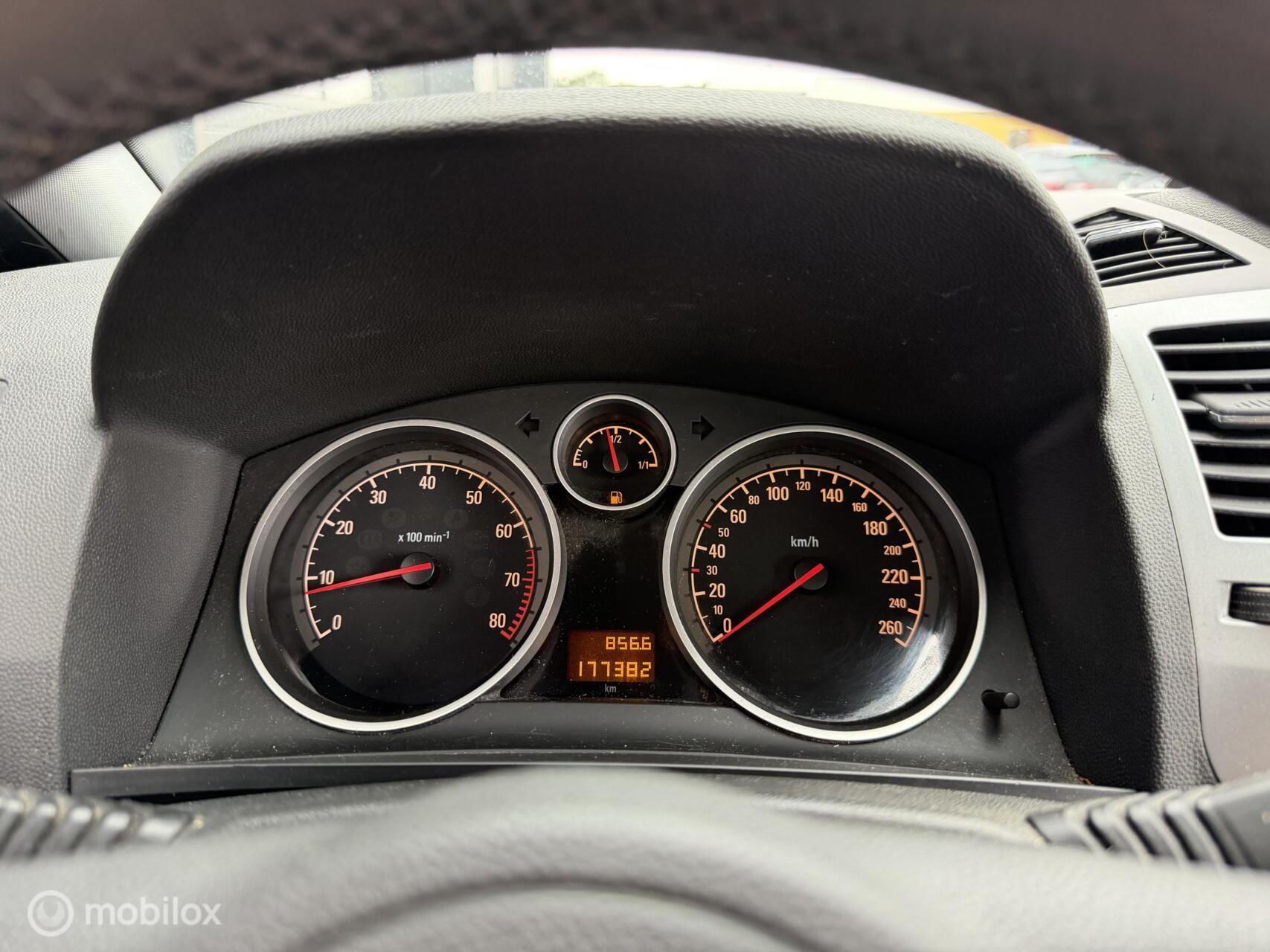 Foto van Opel Zafira