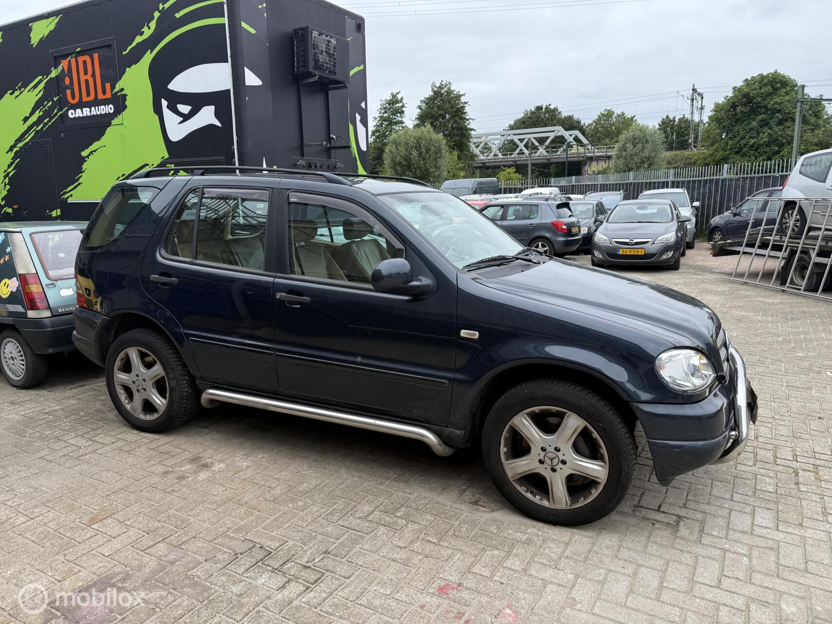 Foto van Mercedes-Benz ML 430