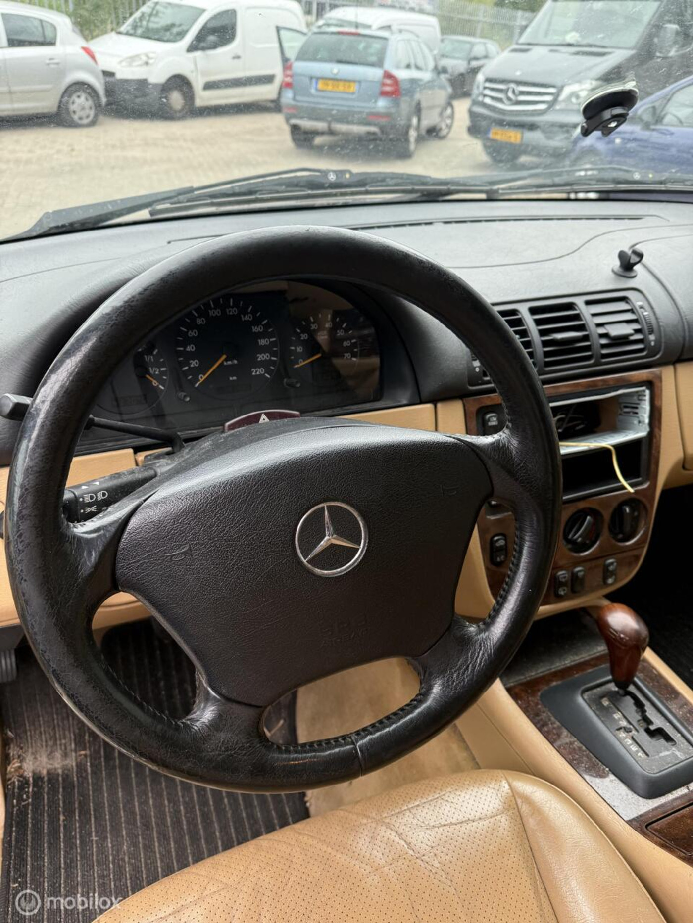 Foto van Mercedes-Benz ML 430