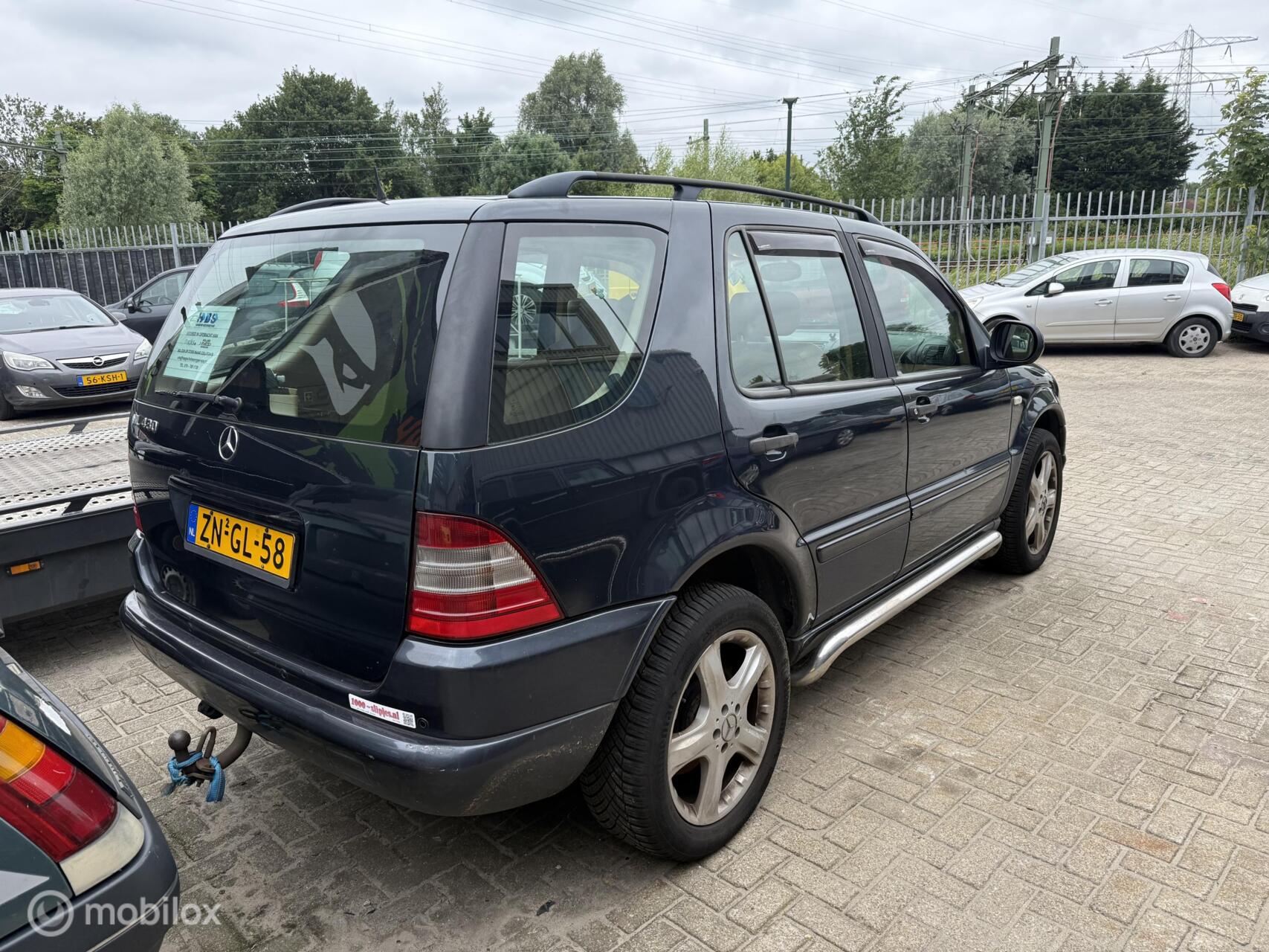 Foto van Mercedes-Benz ML 430
