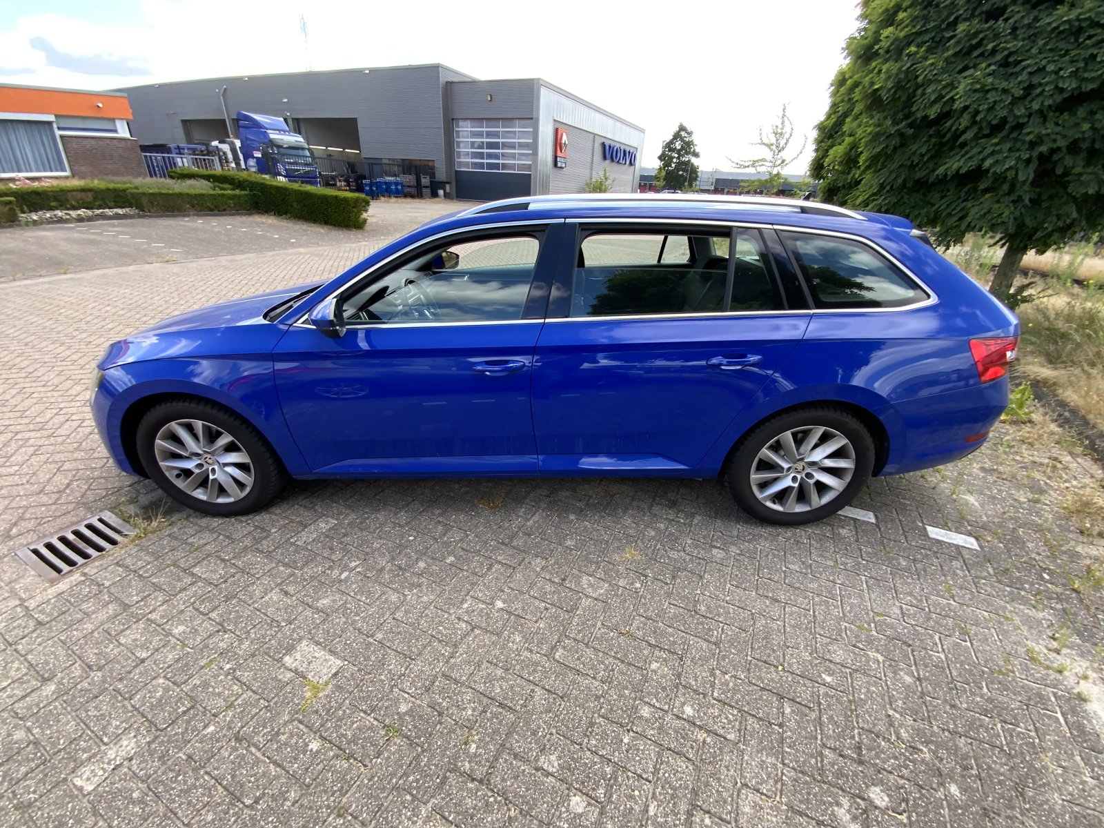 Inspectiefoto van Skoda Superb Combi