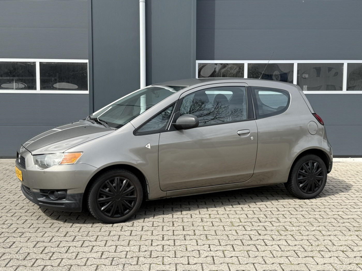 Mitsubishi Mitsubishi Colt 1.1 Edition One 2010 - voorkant