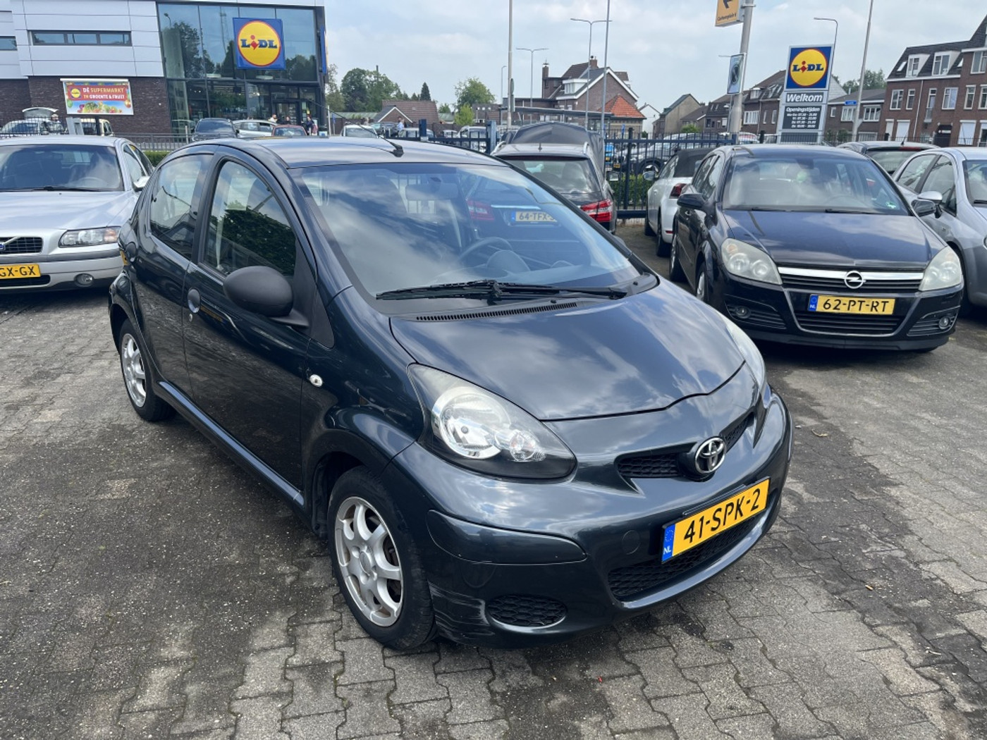 Toyota Toyota Aygo 1.0-12V Now 2011 - voorkant