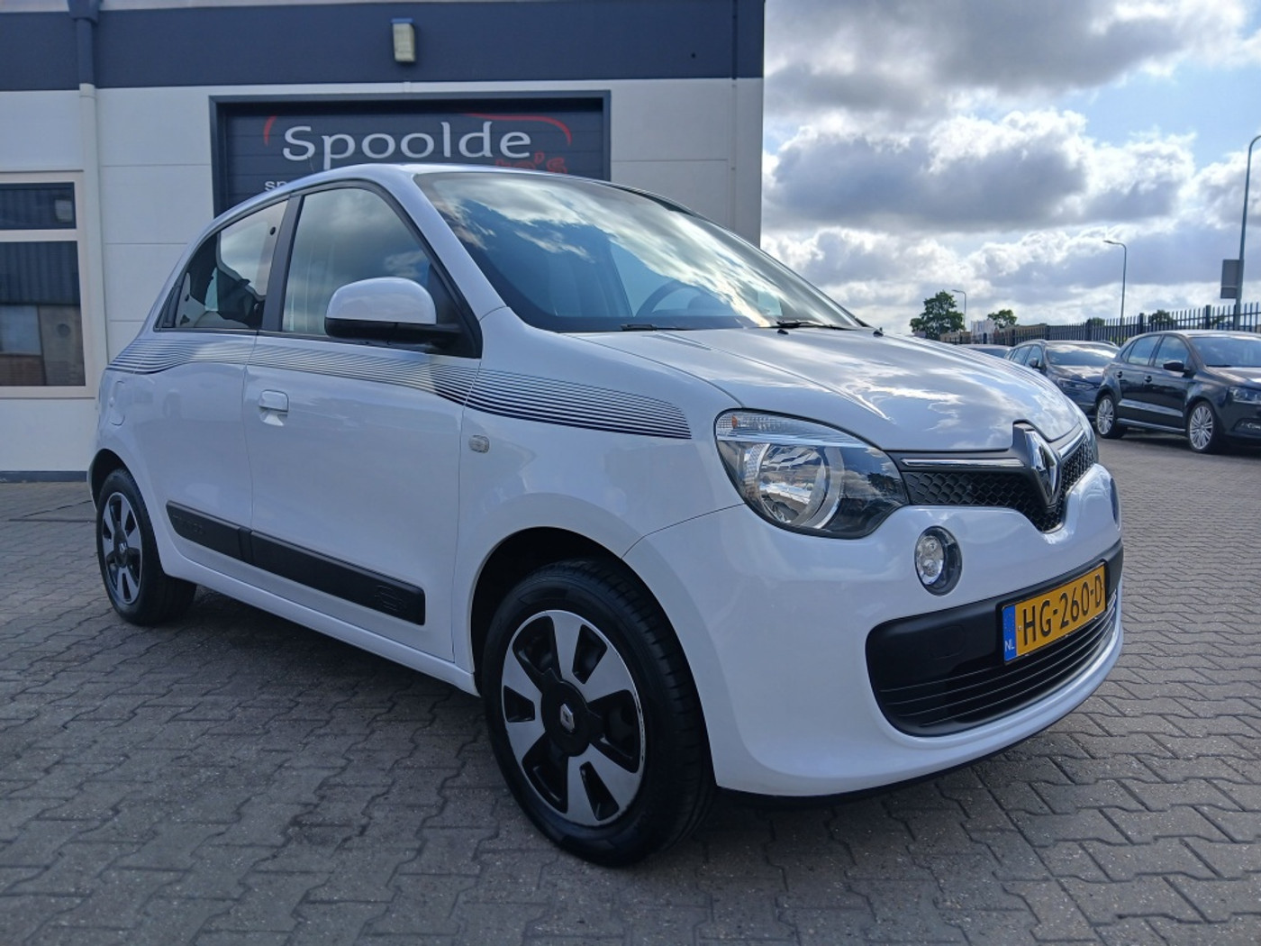 Renault Twingo 1.0 NL Auto/126.000Km Nap/Apk/Airco 2015 - voorkant