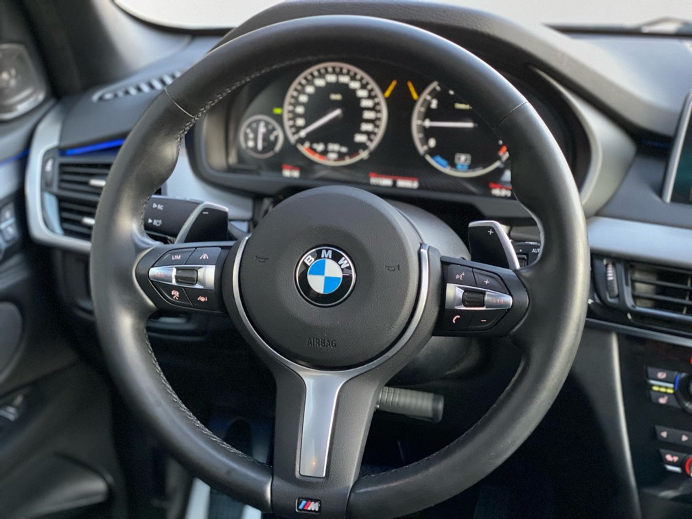 Foto van BMW X5 Xdrive40e