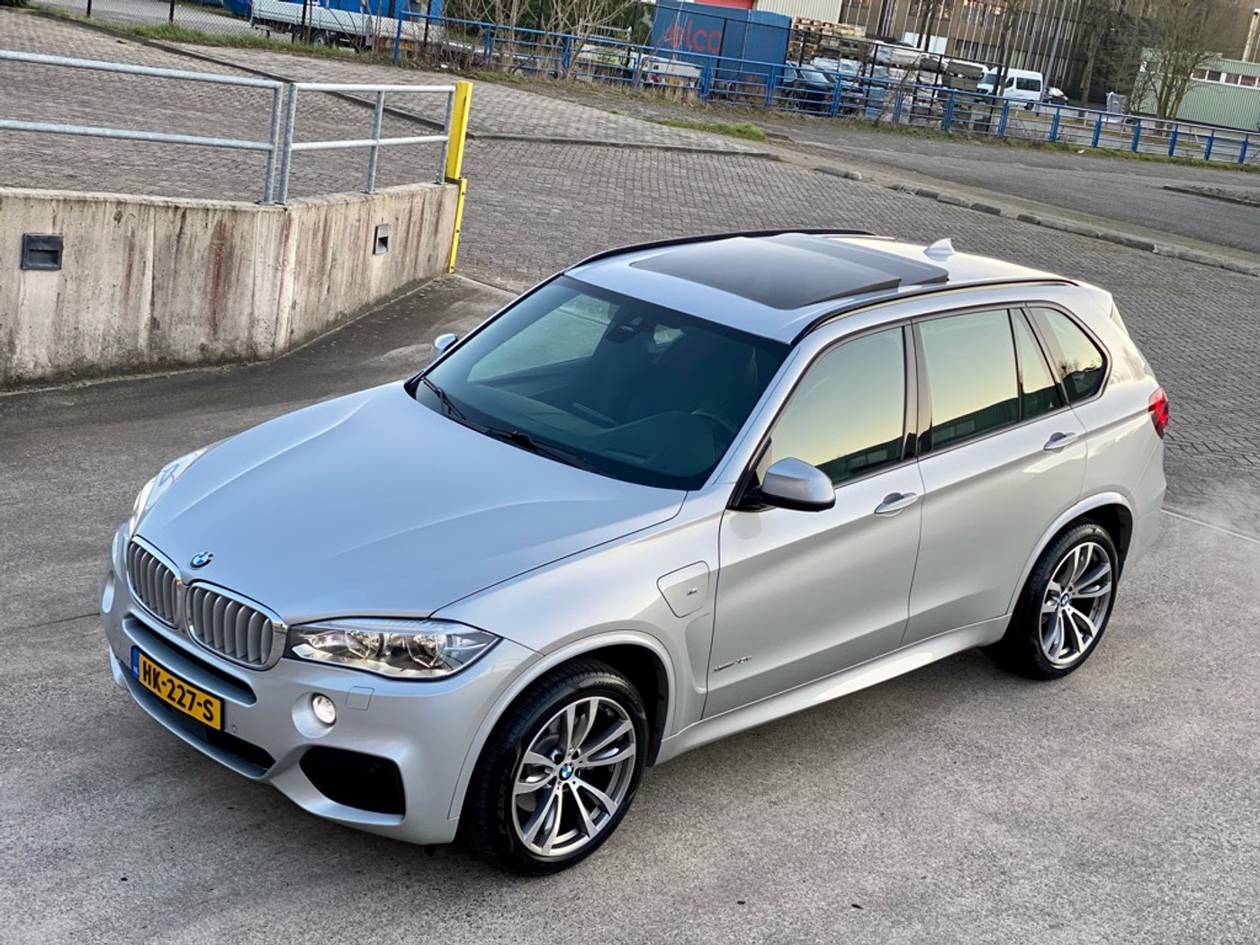 Foto van BMW X5 Xdrive40e