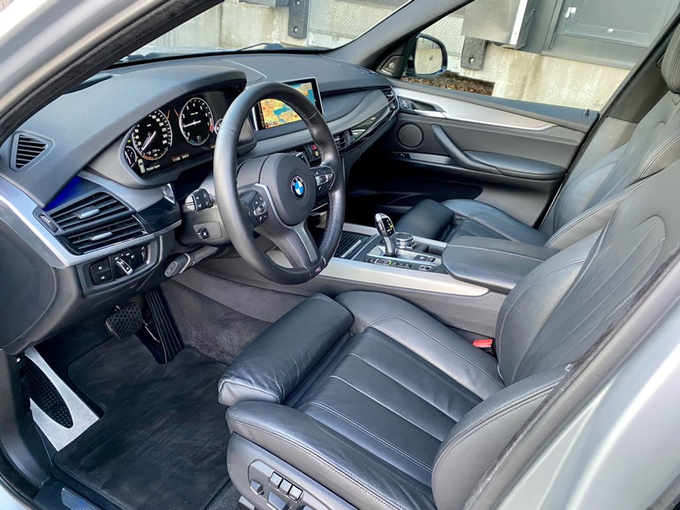 Foto van BMW X5 Xdrive40e