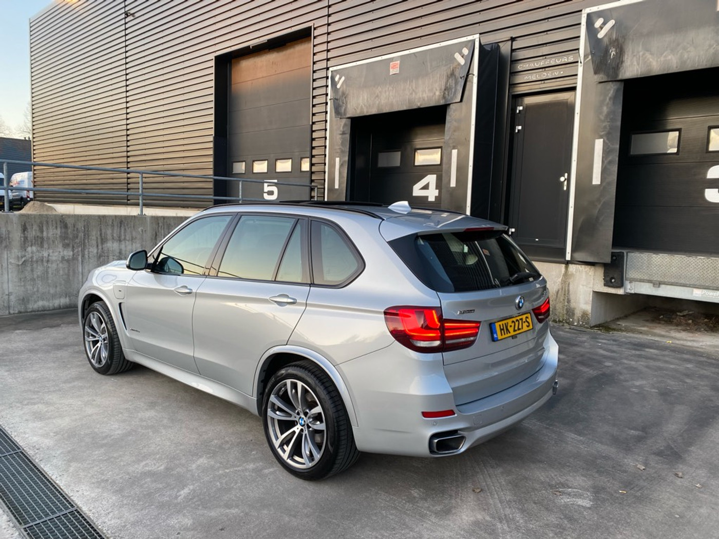 Foto van BMW X5 Xdrive40e