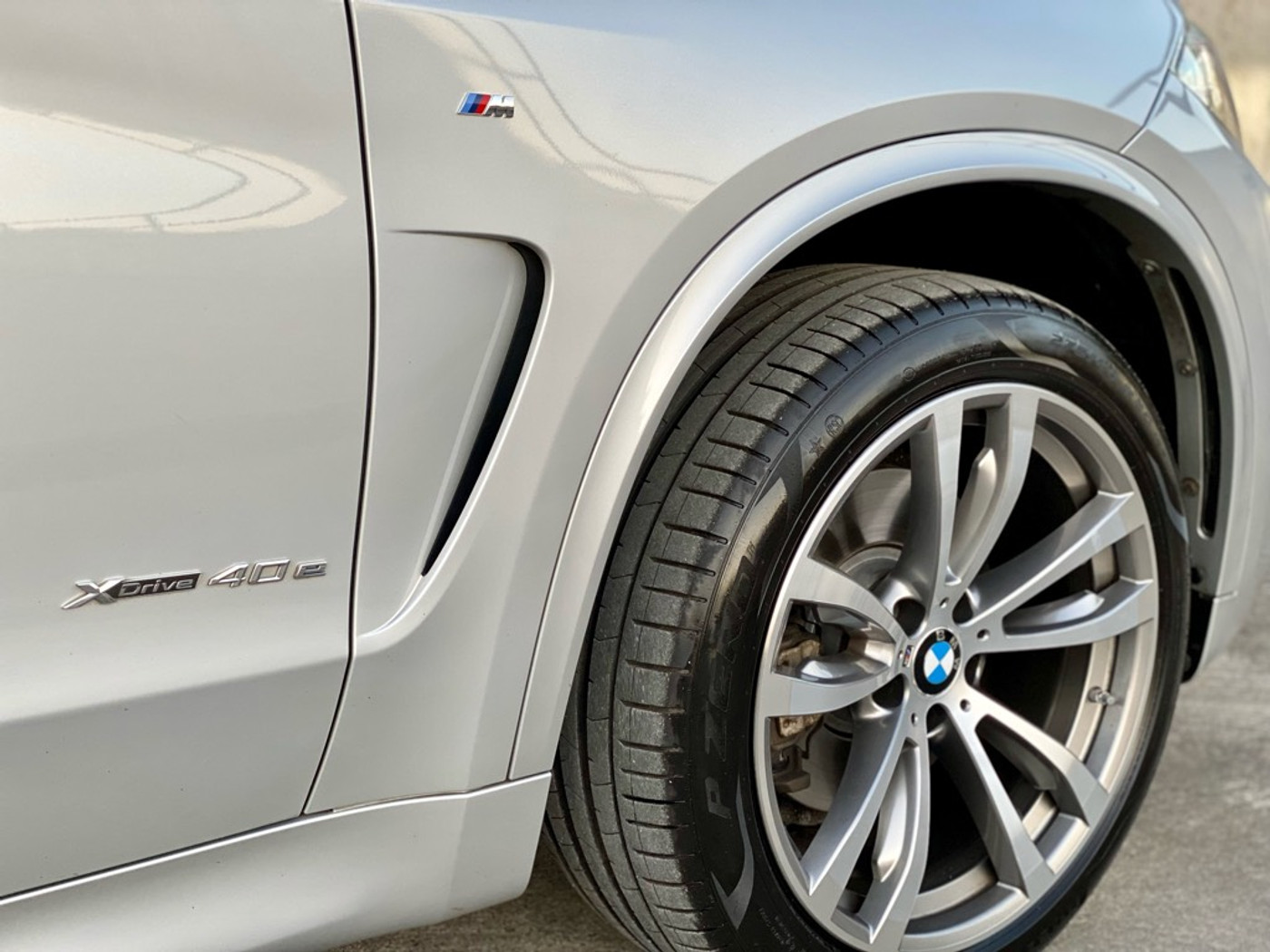 Foto van BMW X5 Xdrive40e