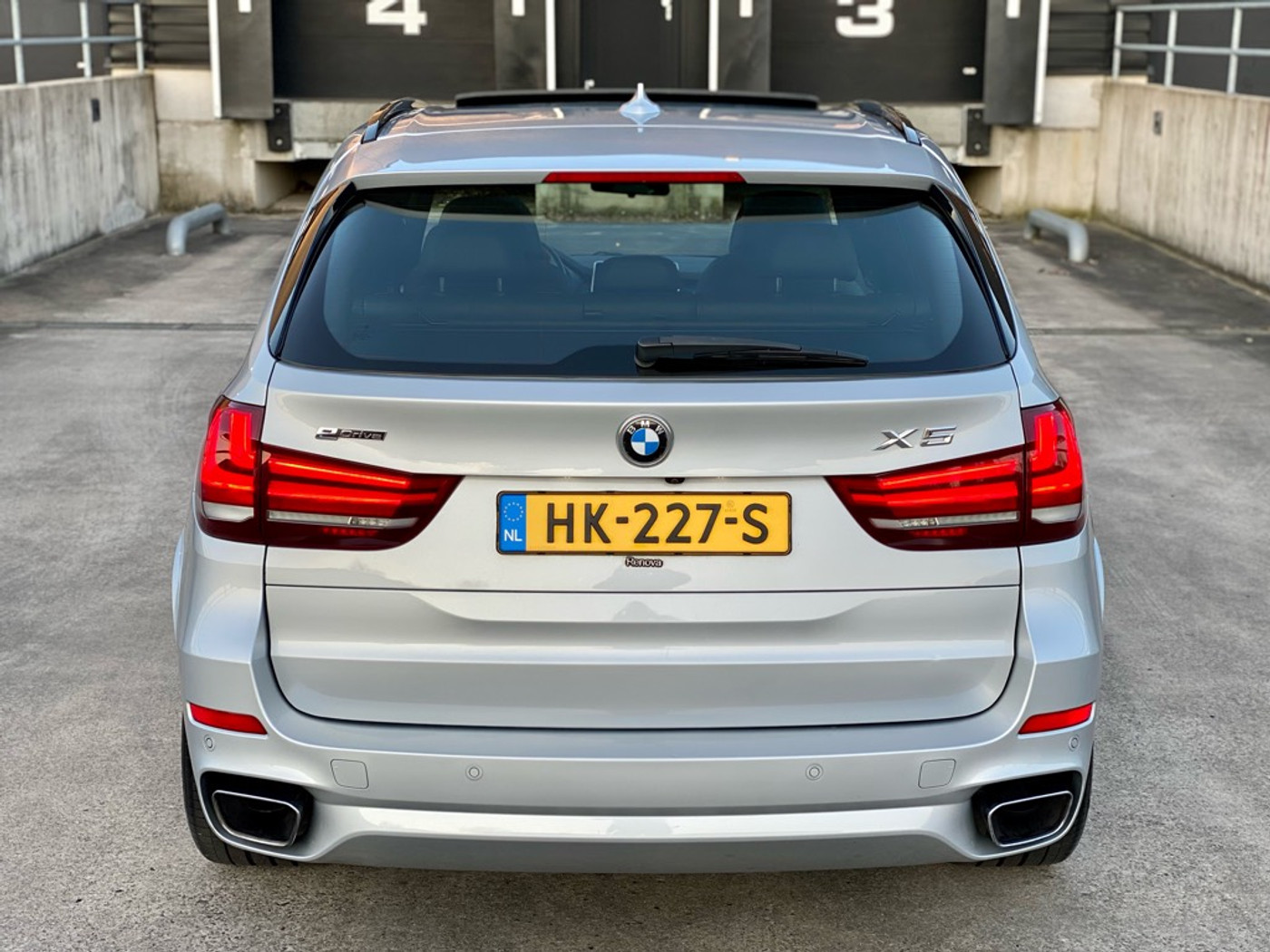 Foto van BMW X5 Xdrive40e