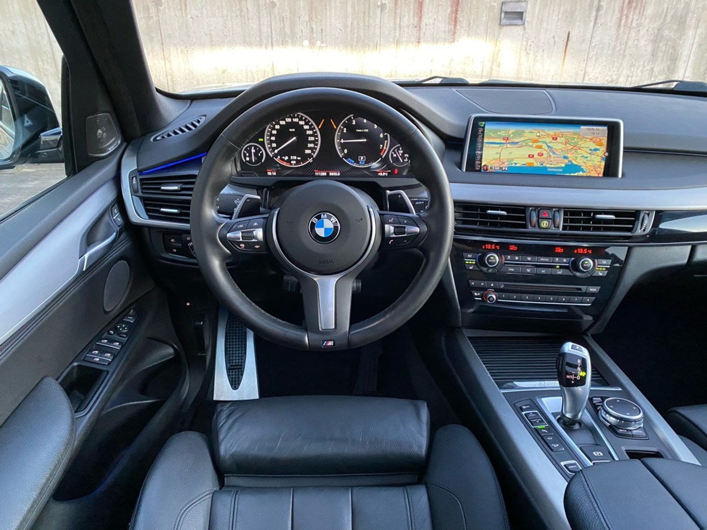 Foto van BMW X5 Xdrive40e
