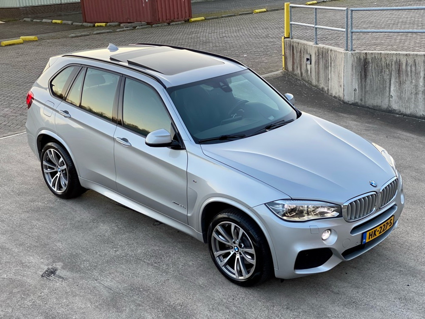 Foto van BMW X5 Xdrive40e