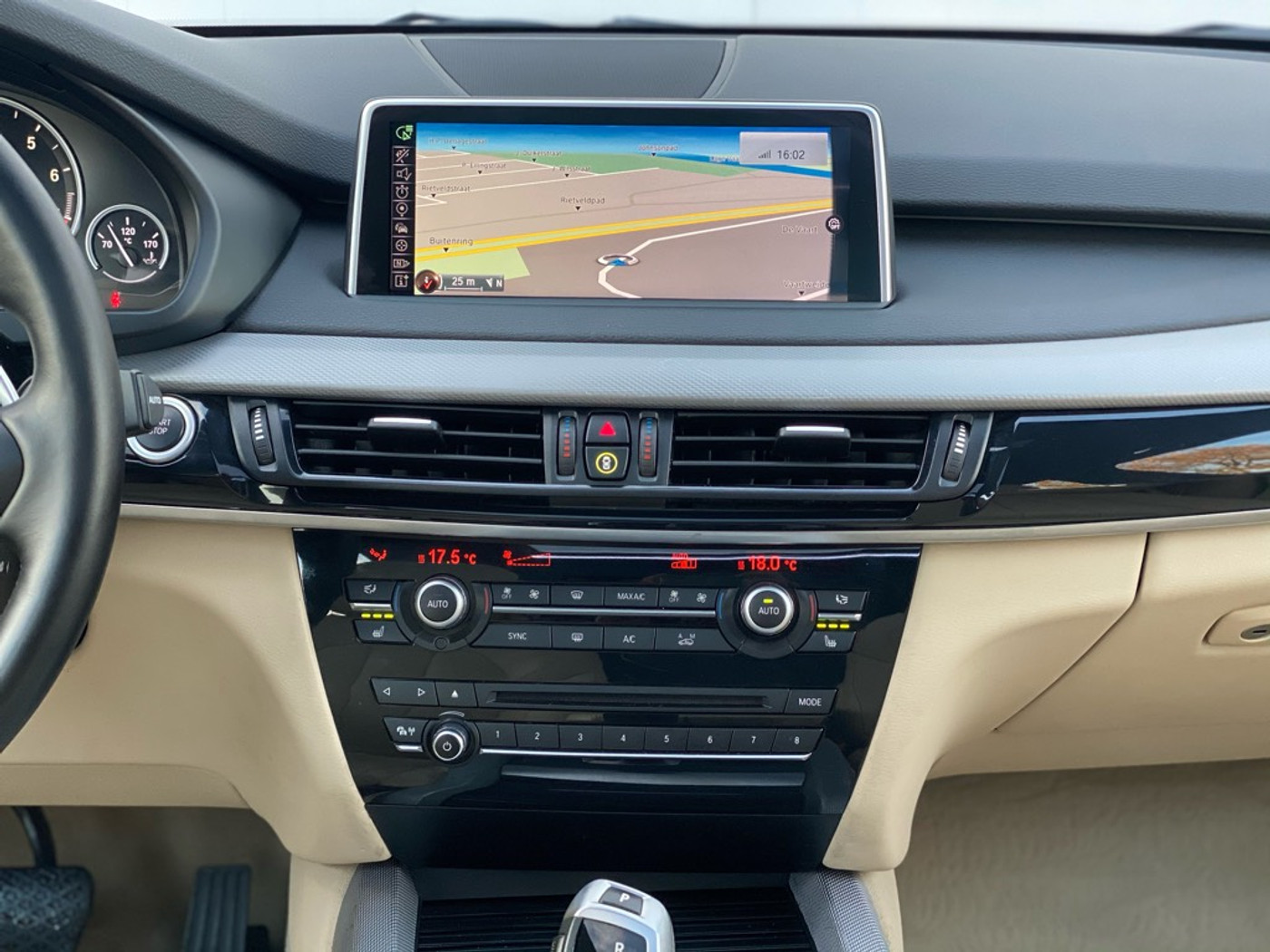 Foto van BMW X5 Xdrive40e