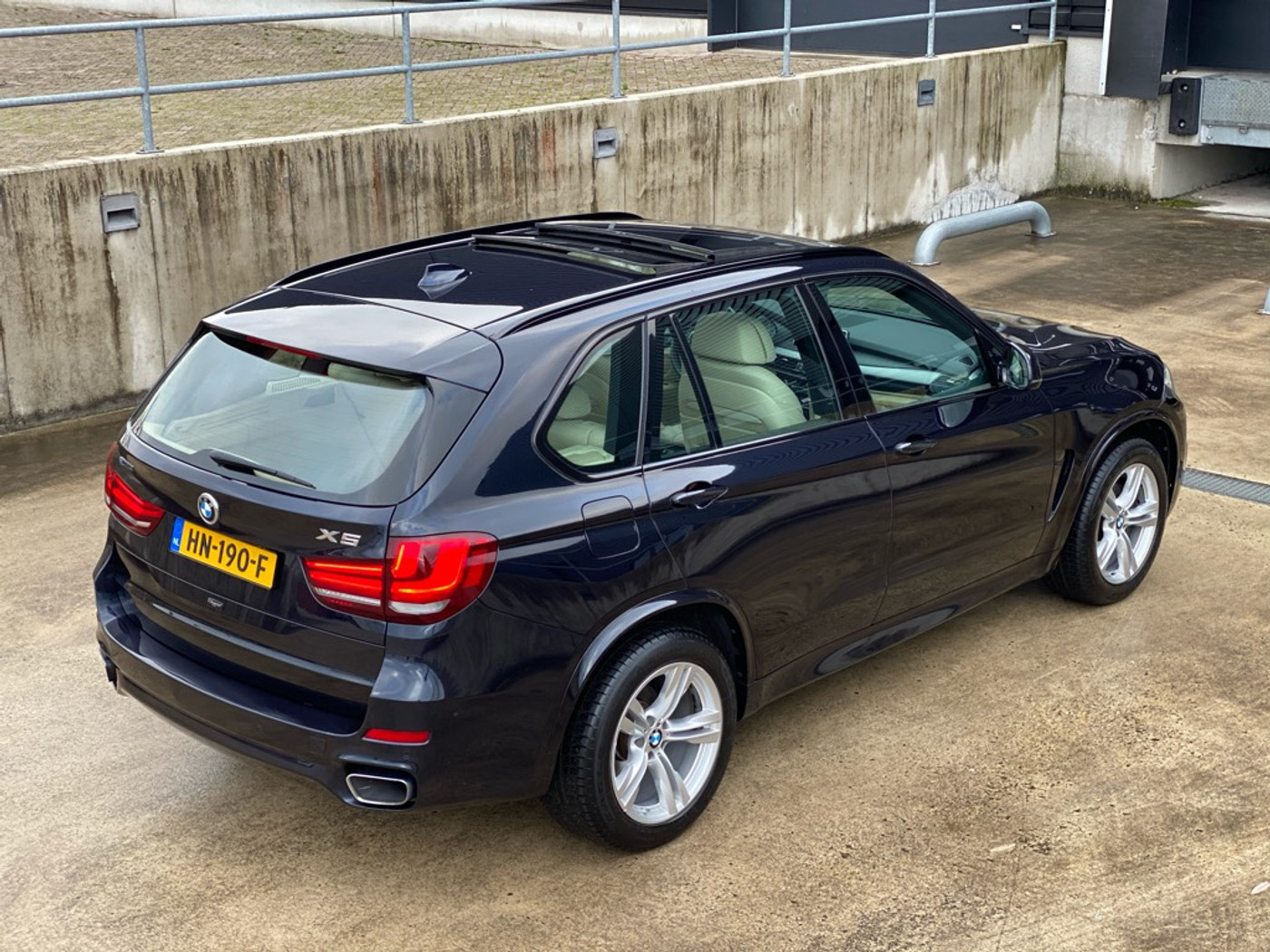 Foto van BMW X5 Xdrive40e