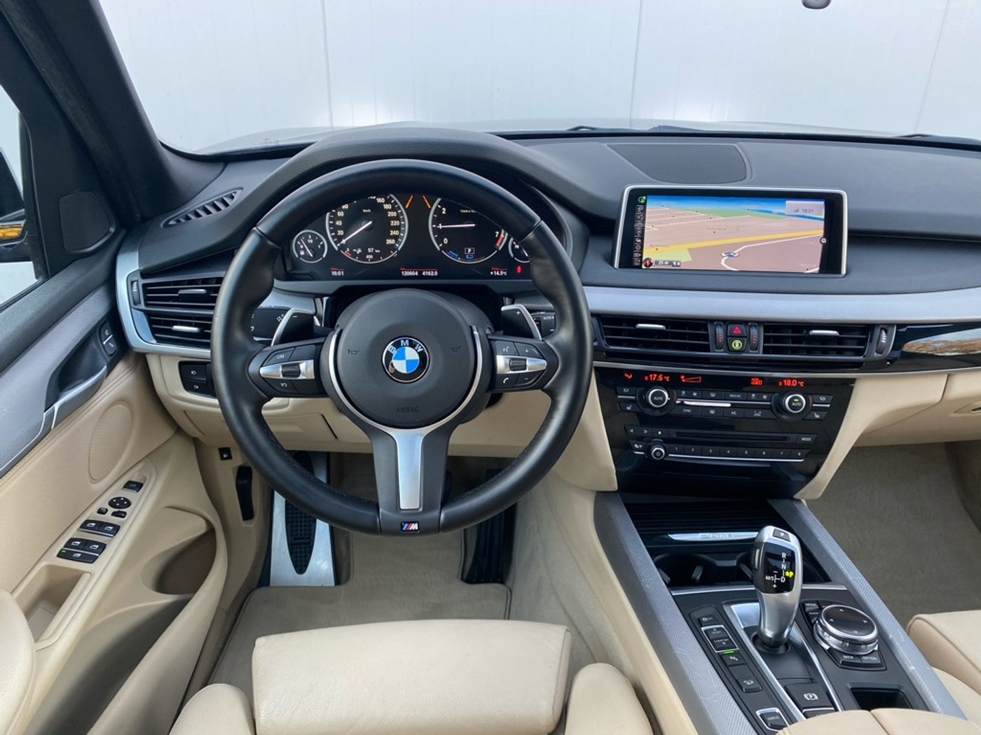 Foto van BMW X5 Xdrive40e