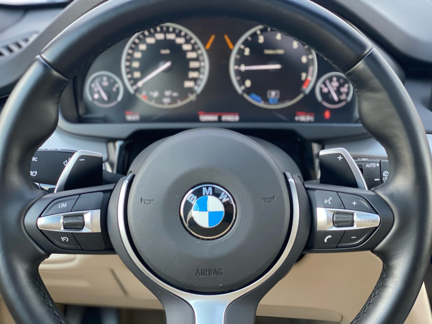 Foto van BMW X5 Xdrive40e