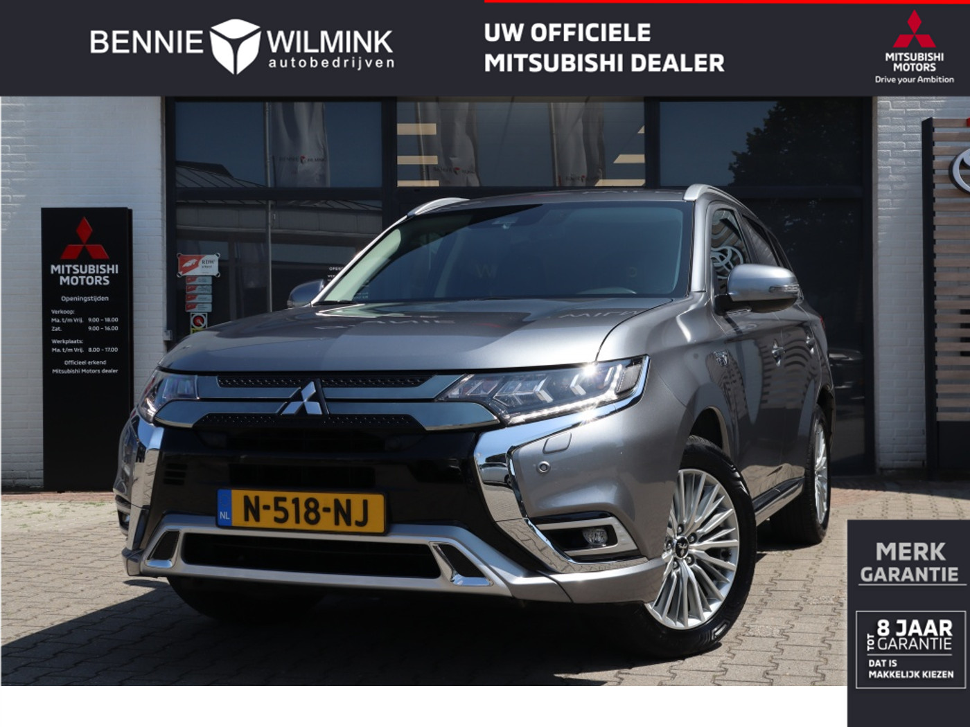 Mitsubishi Mitsubishi Outlander 2.4 PHEV Prestige Adaptive CC | Trekhaak | Blindspot | All Seaso 2020 - voorkant