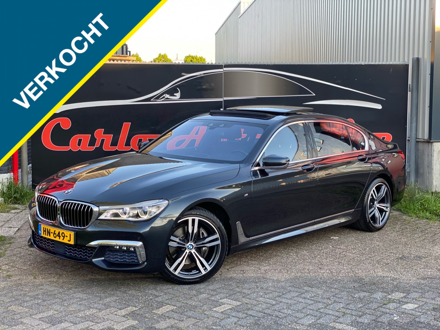 BMW 740li 740Li *M-Sport* Skylounge/Rear Entertainment/VIP Version 2015 - voorkant