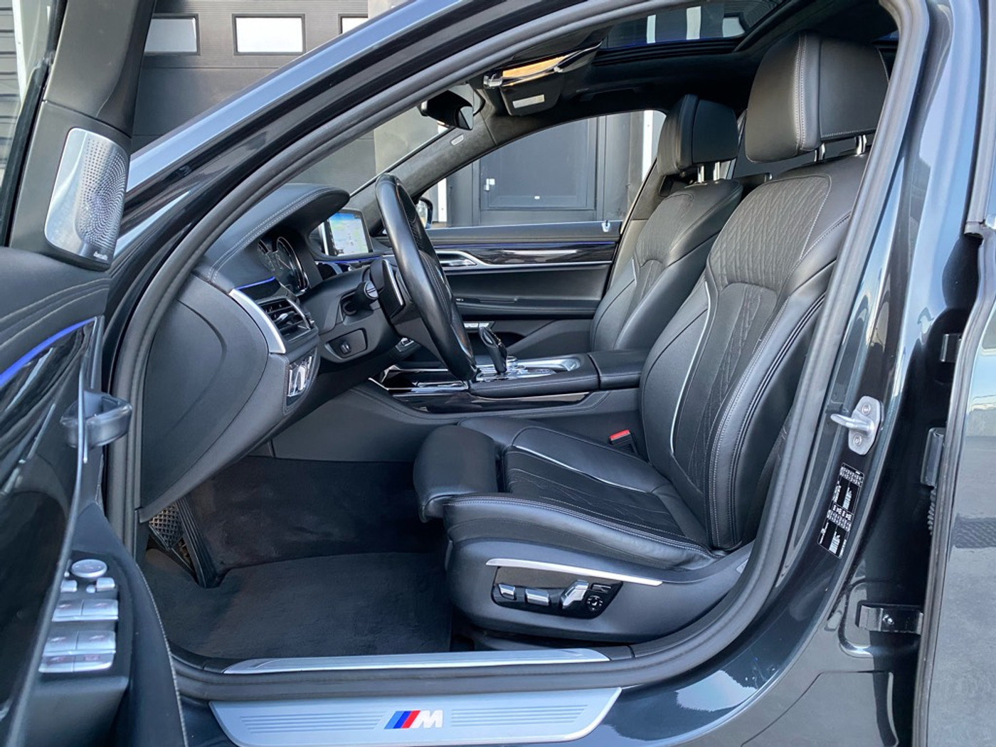 Foto van BMW 740li