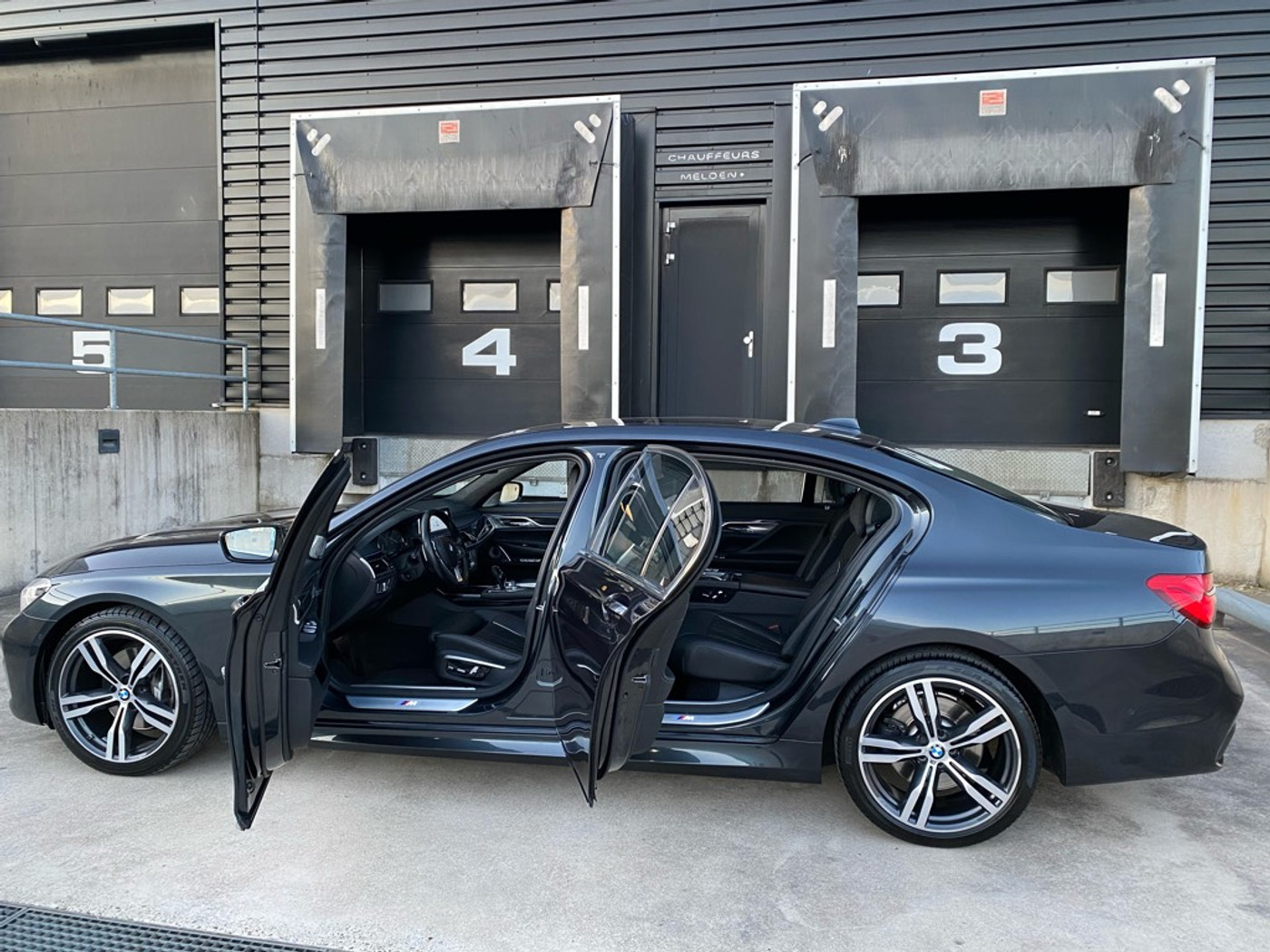 Foto van BMW 740li