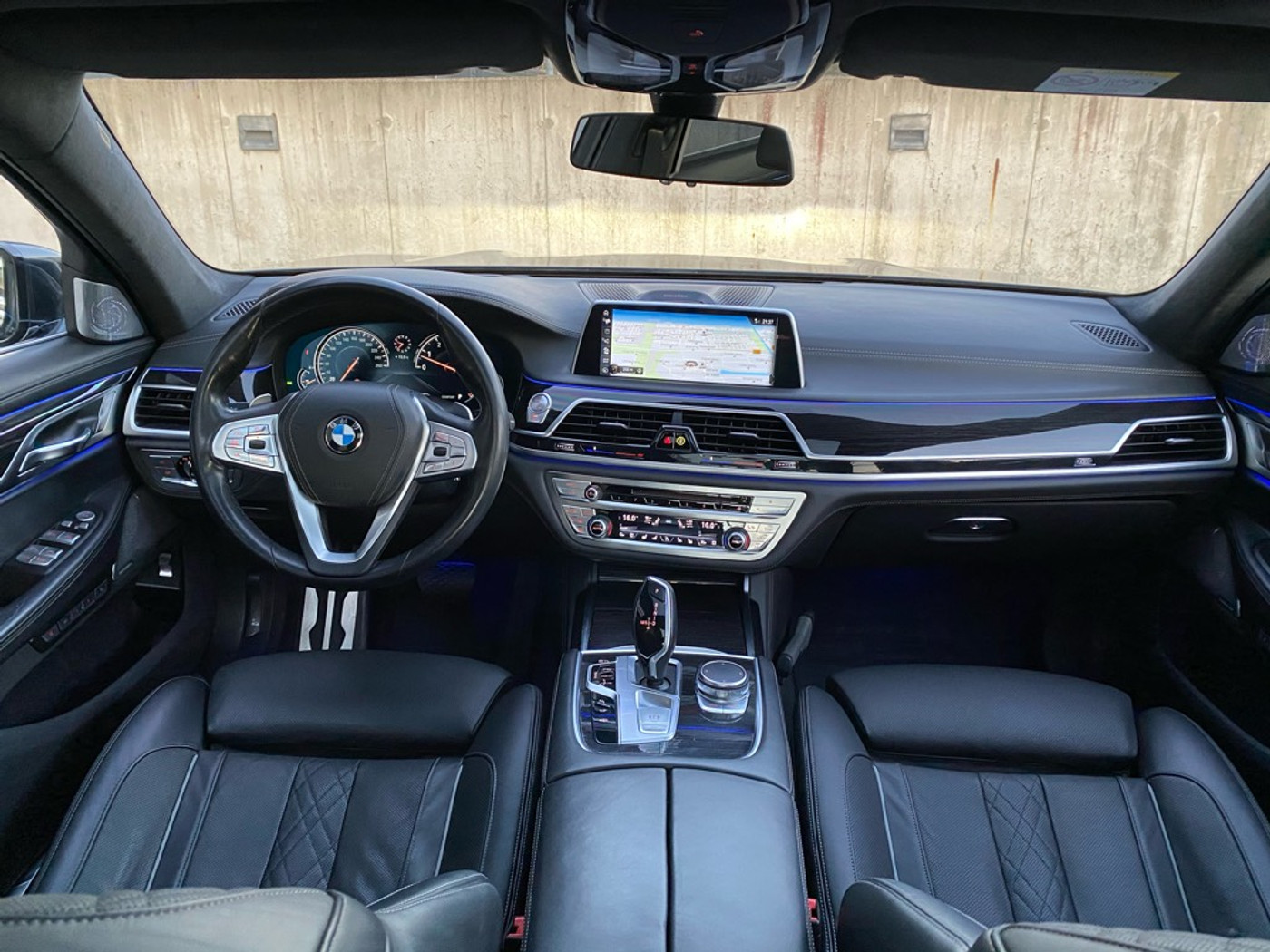Foto van BMW 740li
