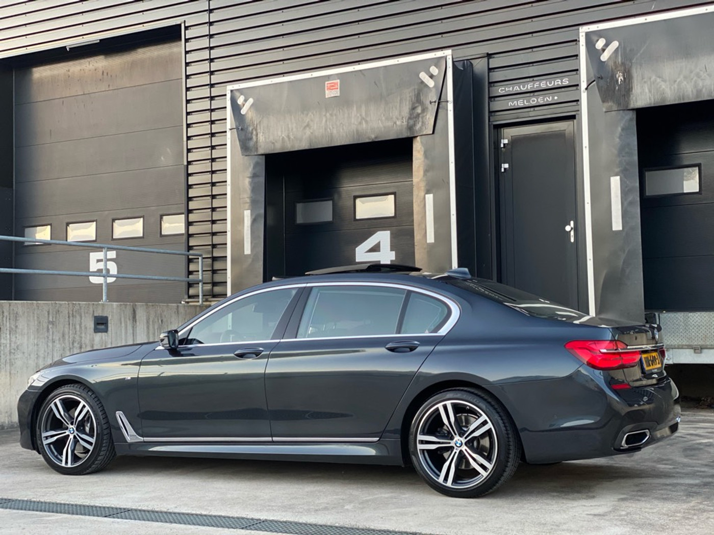 Foto van BMW 740li