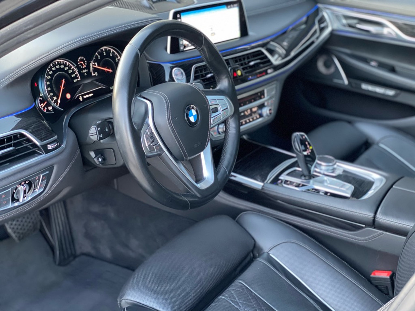 Foto van BMW 740li