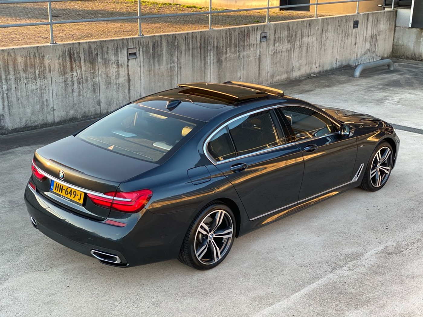 Foto van BMW 740li