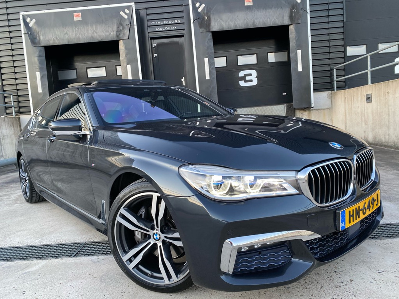 Foto van BMW 740li