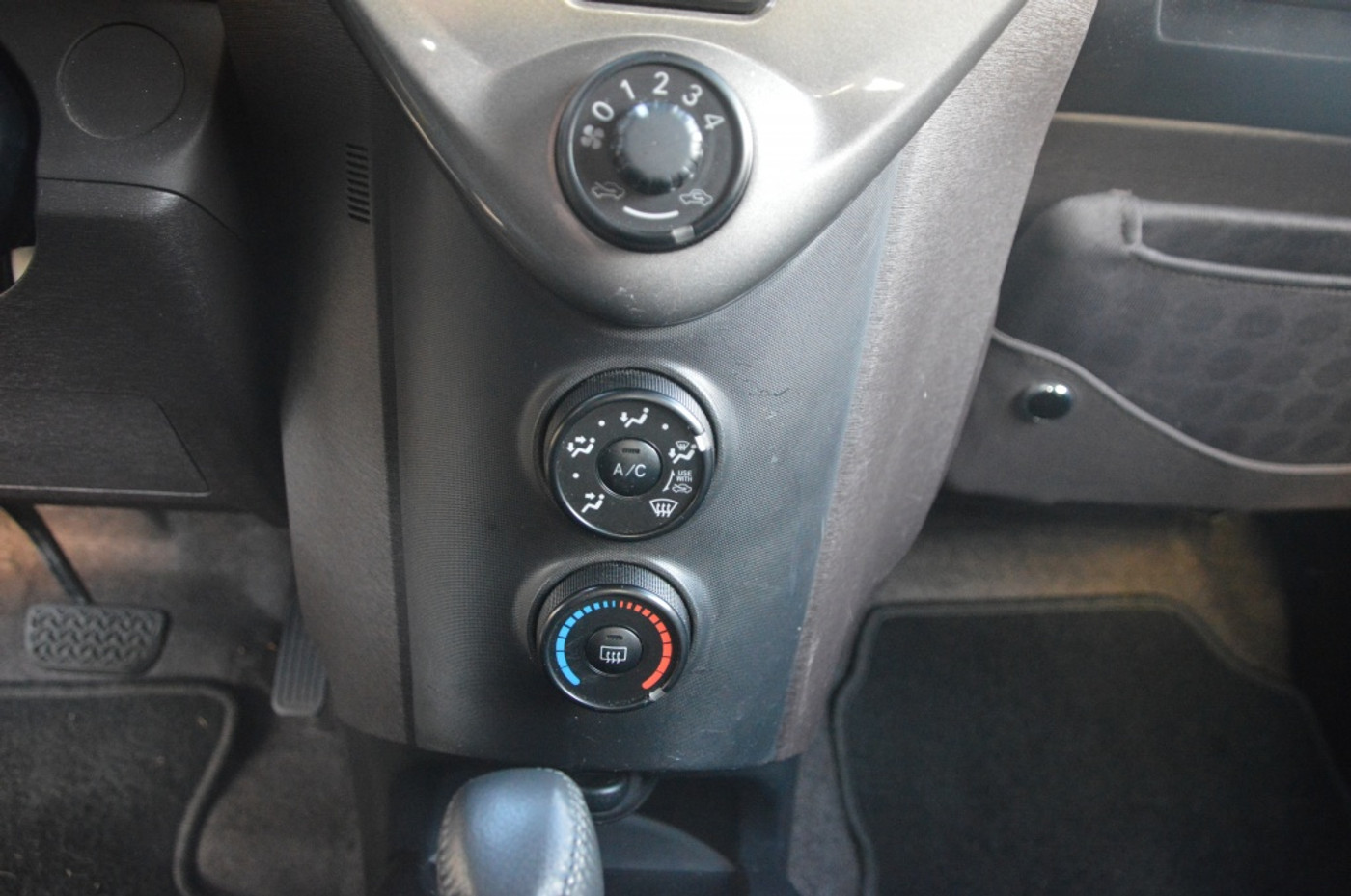 Foto van Toyota Toyota Iq