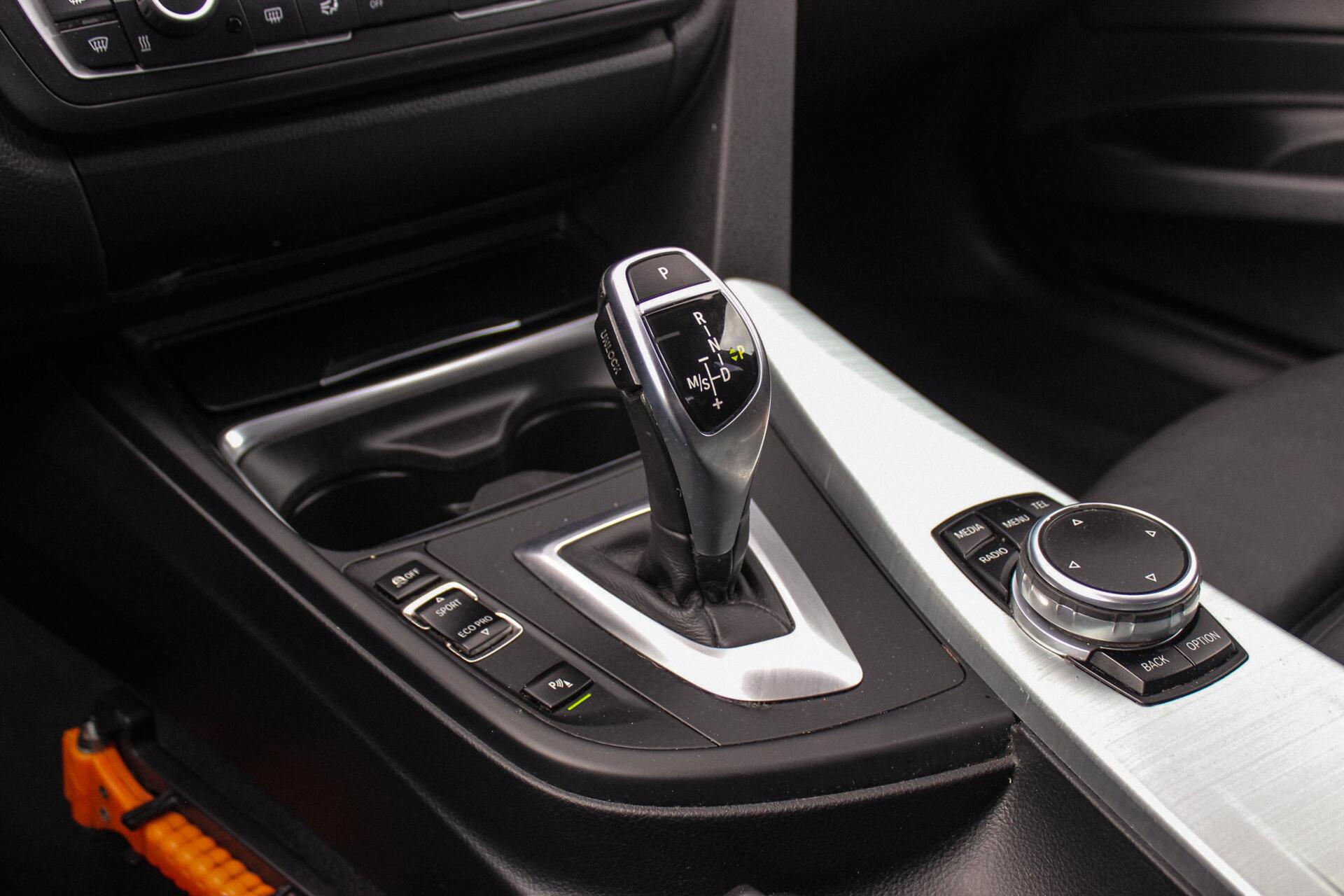 Foto van BMW 320i
