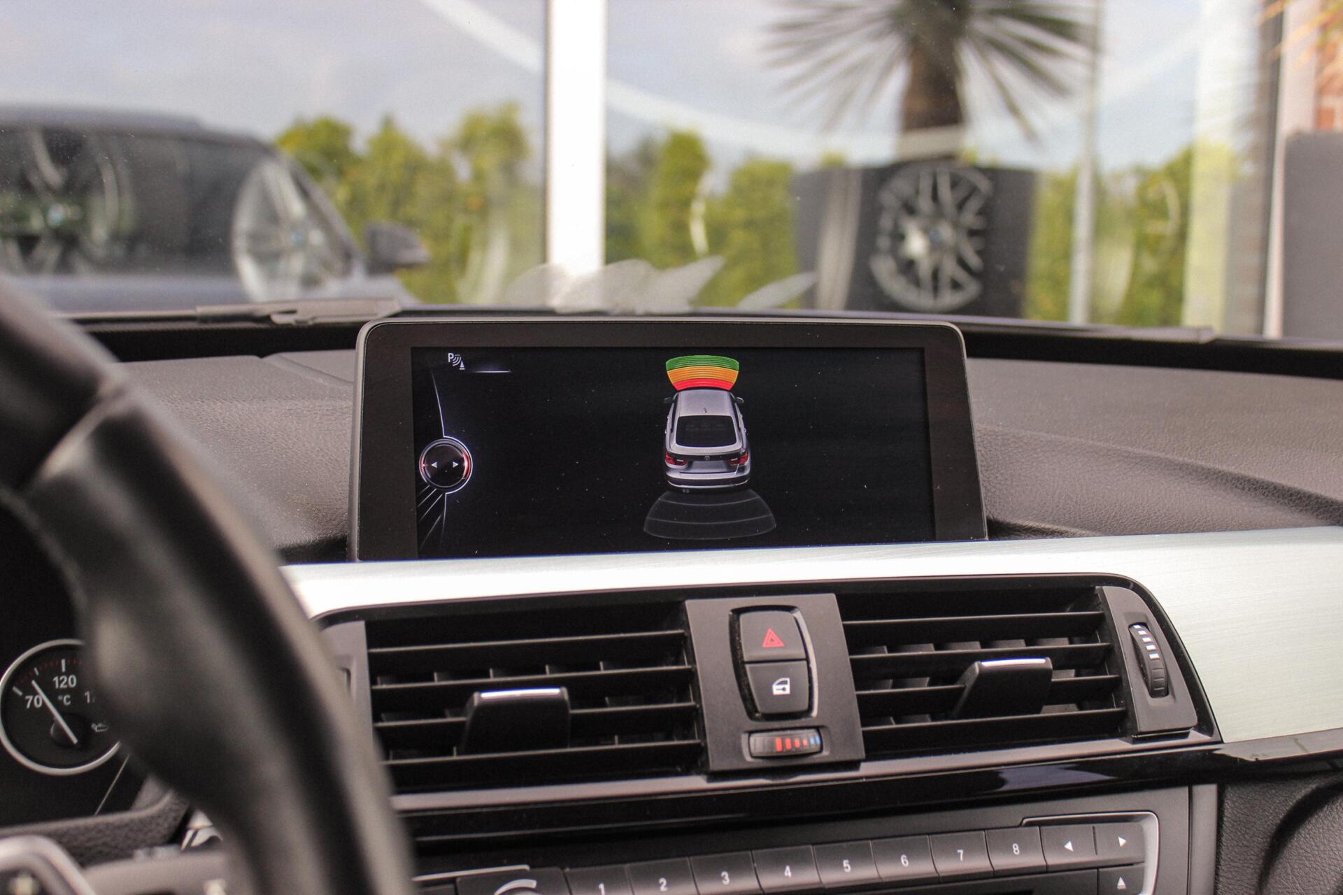 Foto van BMW 320i