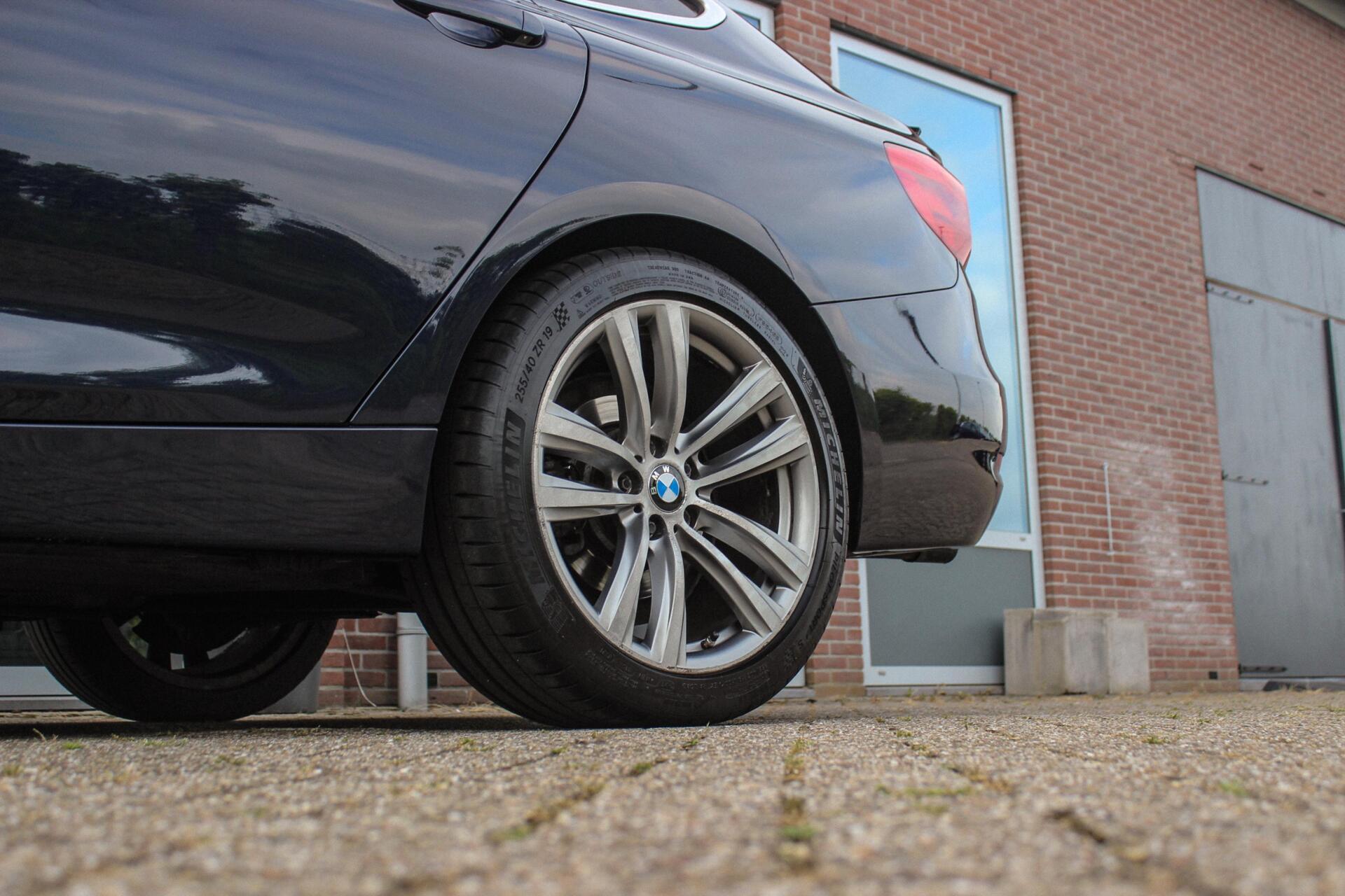 Foto van BMW 320i