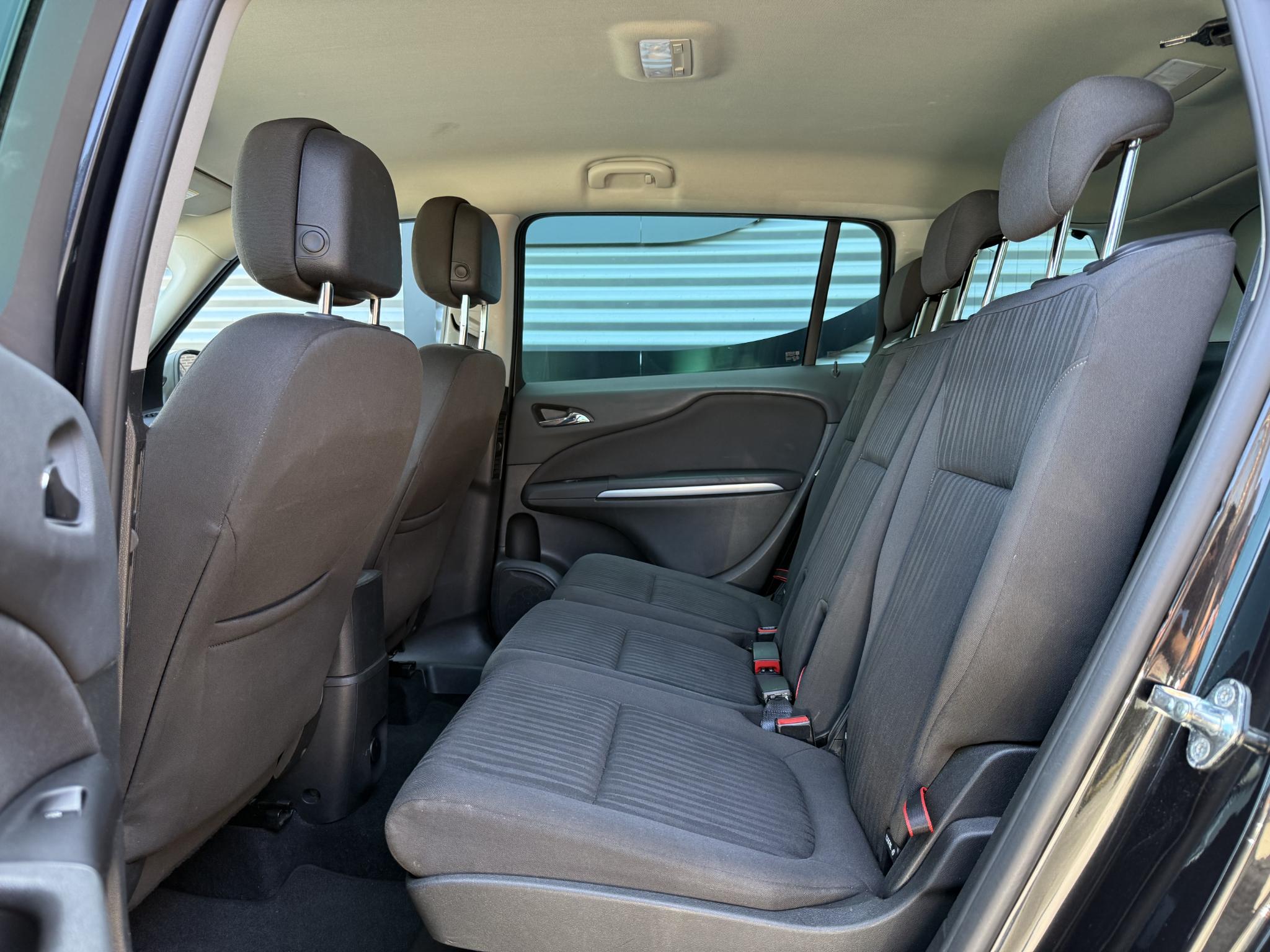 Foto van Opel Zafira Tourer