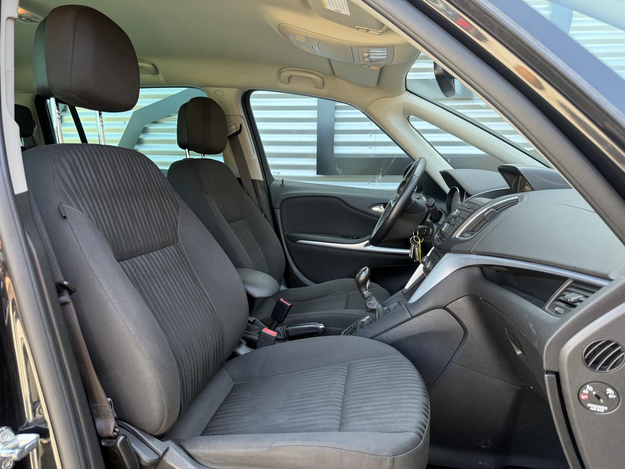Foto van Opel Zafira Tourer