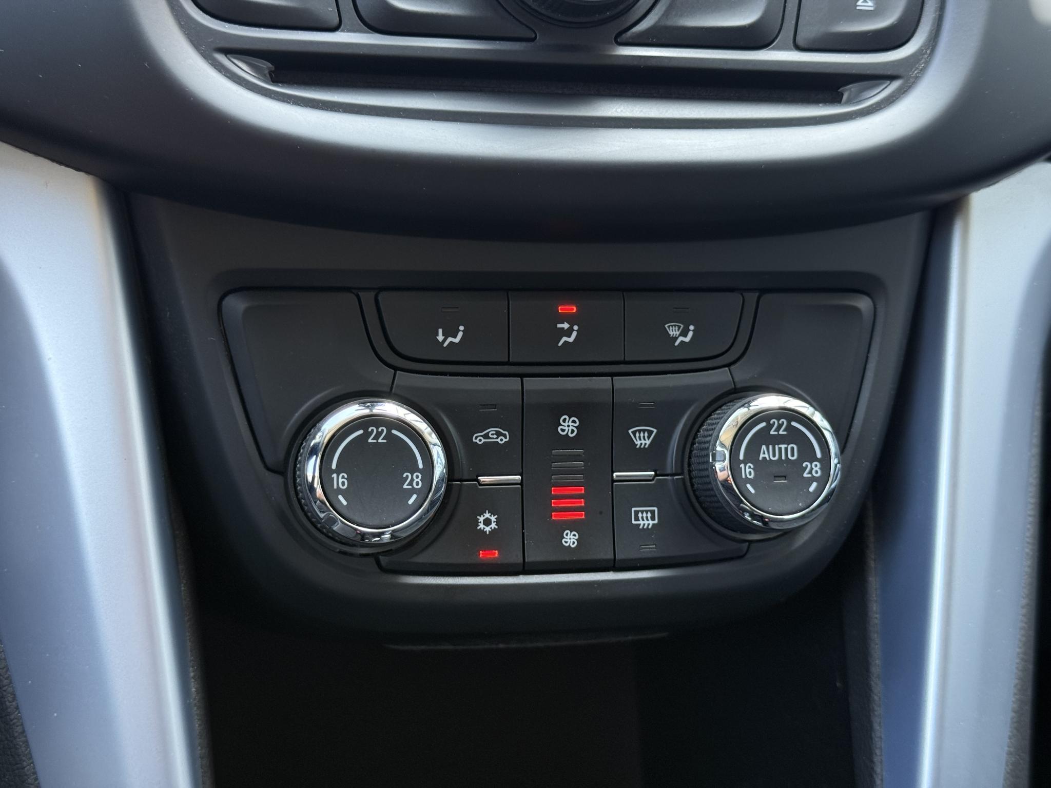 Foto van Opel Zafira Tourer