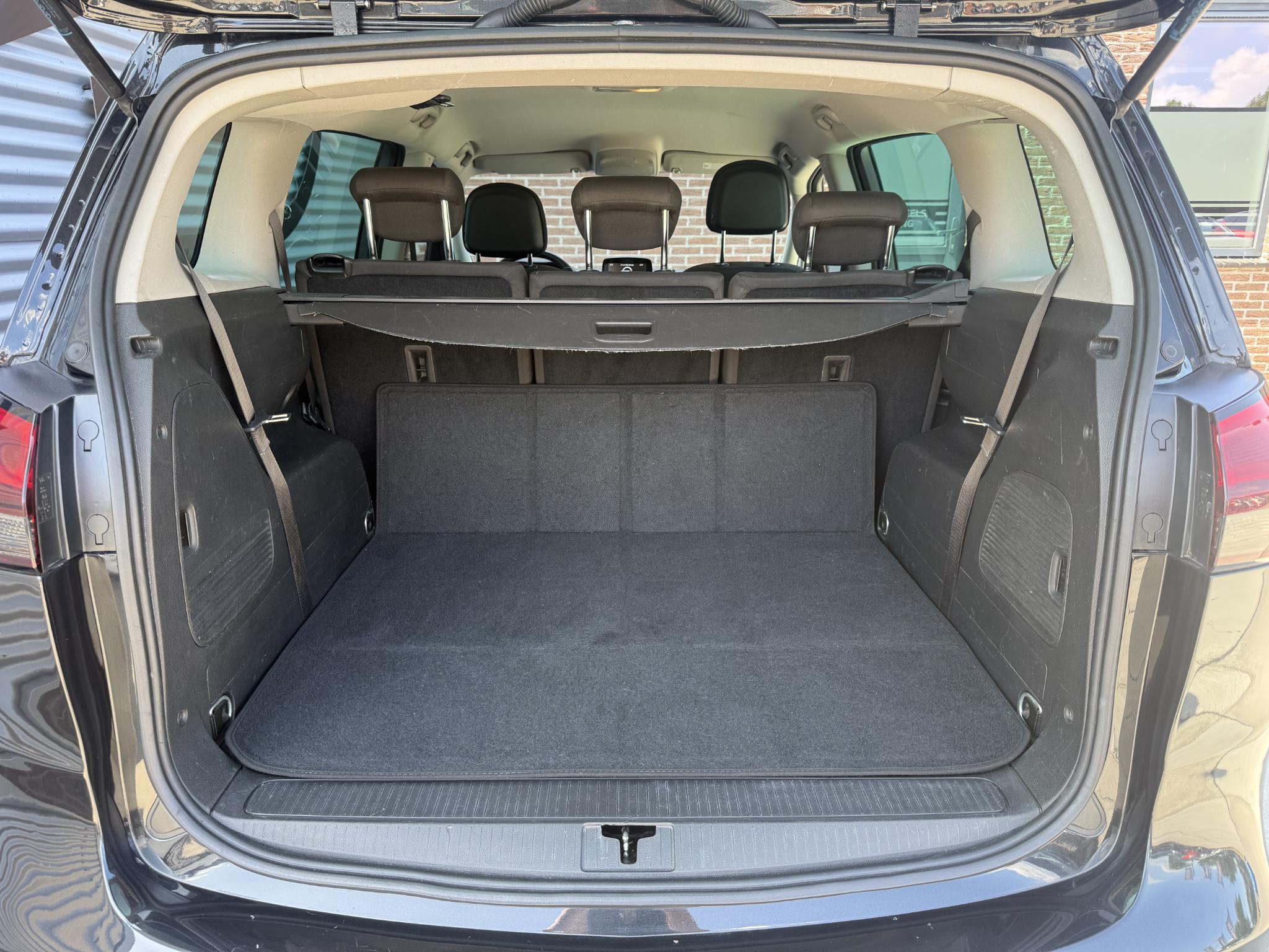 Foto van Opel Zafira Tourer