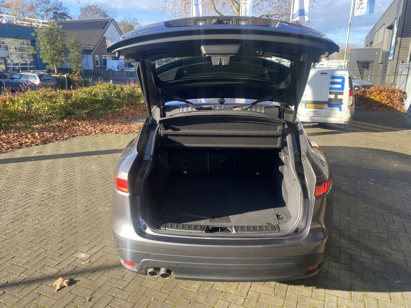 Foto van Jaguar Jaguar F-pace