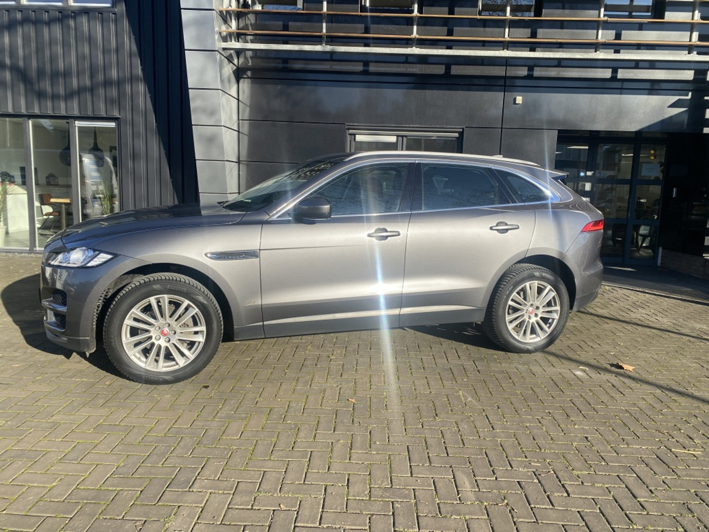 Foto van Jaguar Jaguar F-pace