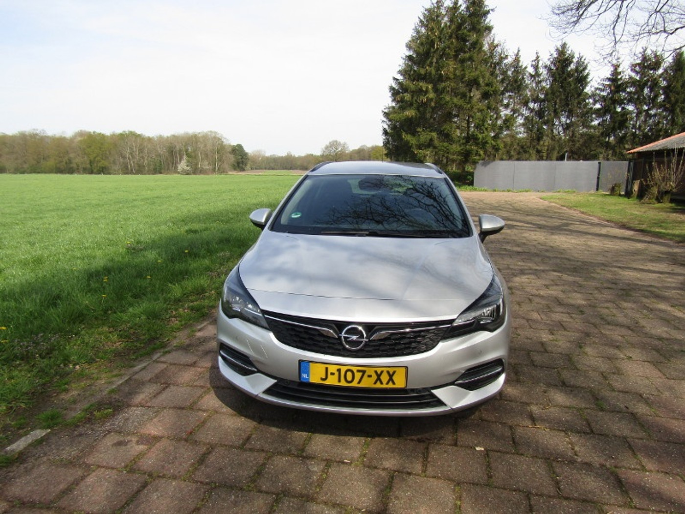 Opel Astra Sports Tourer 1.2 Bns Executive 2020 - voorkant