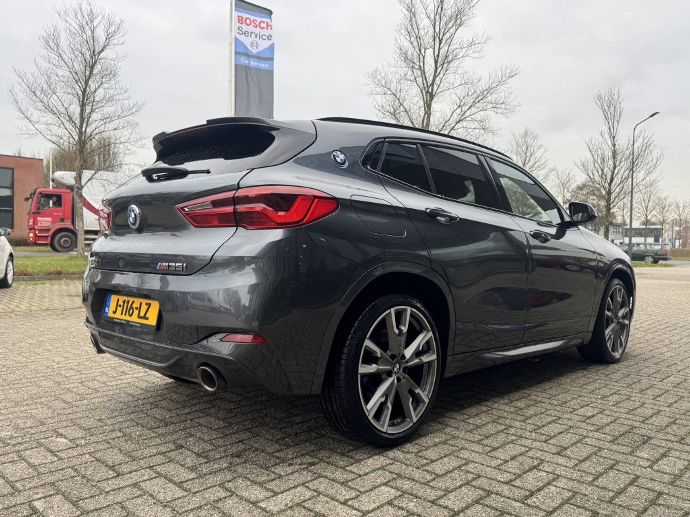 Foto van BMW X2 M35i