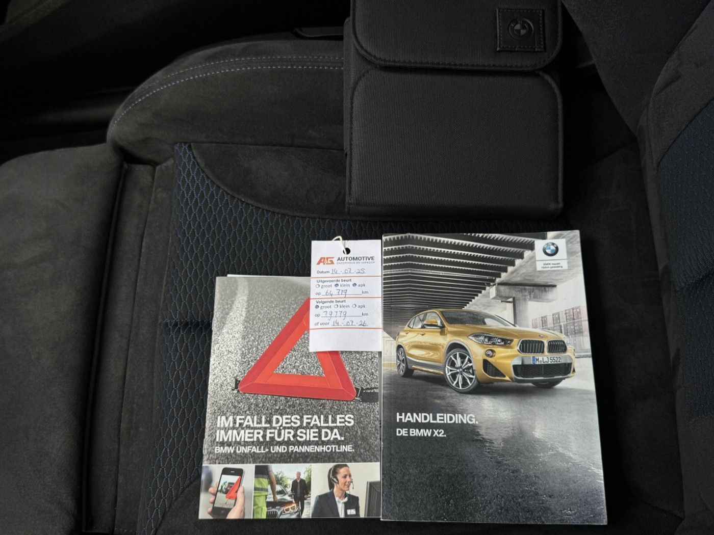 Foto van BMW X2 M35i