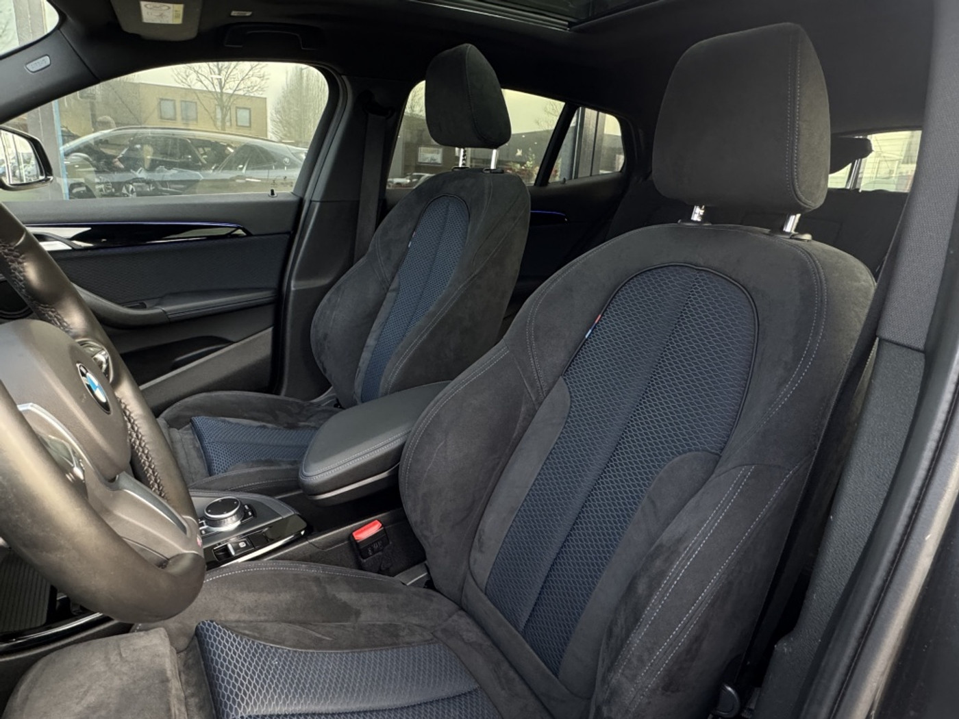 Foto van BMW X2 M35i