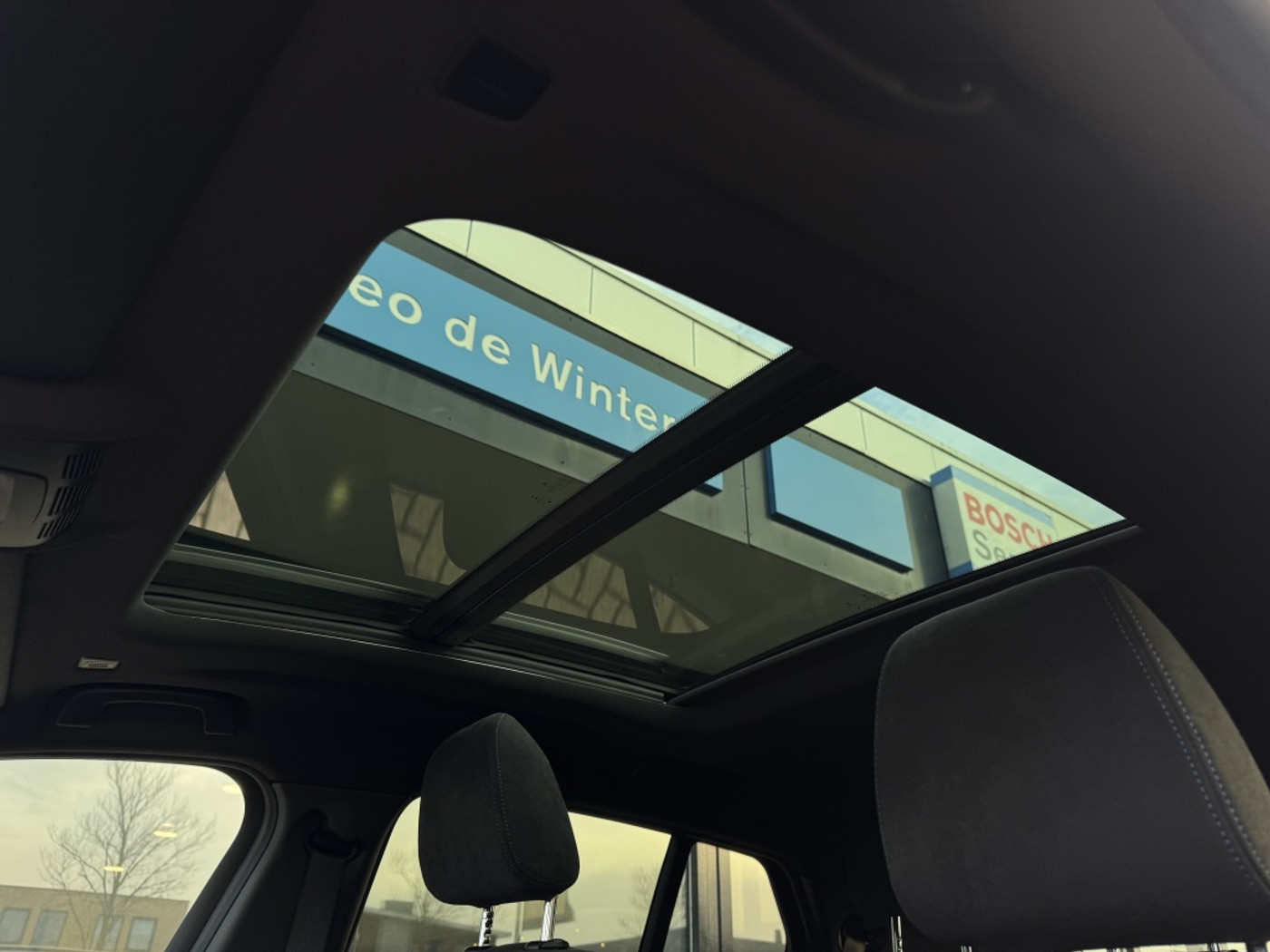 Foto van BMW X2 M35i