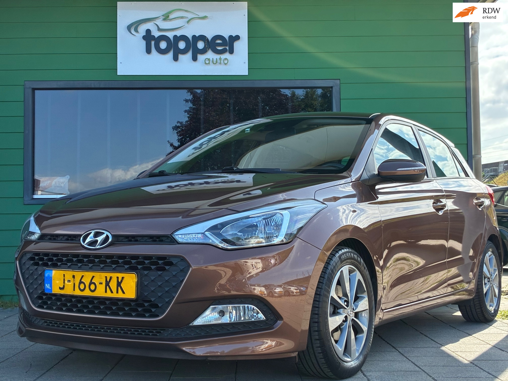 Hyundai I20 1.0 T-gdi Comfort|Automaat|Airco|Camera|Navigatie|CruiseControl|Trekhaak| 2017 - voorkant