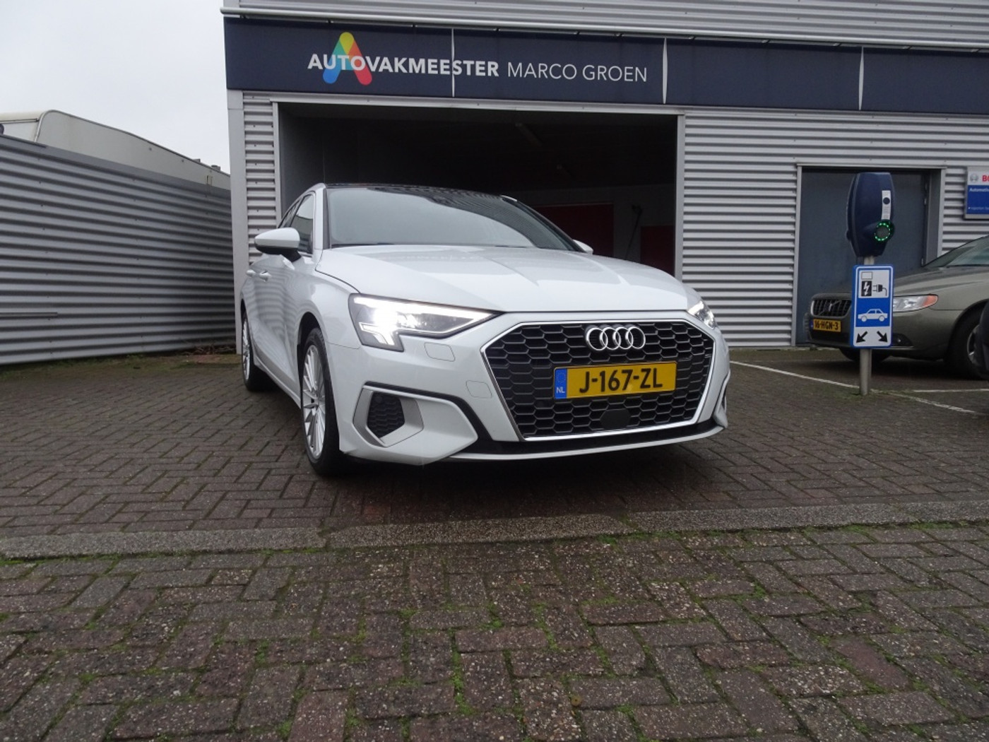 Audi A3 30 TFSI Business edition 2020 - voorkant