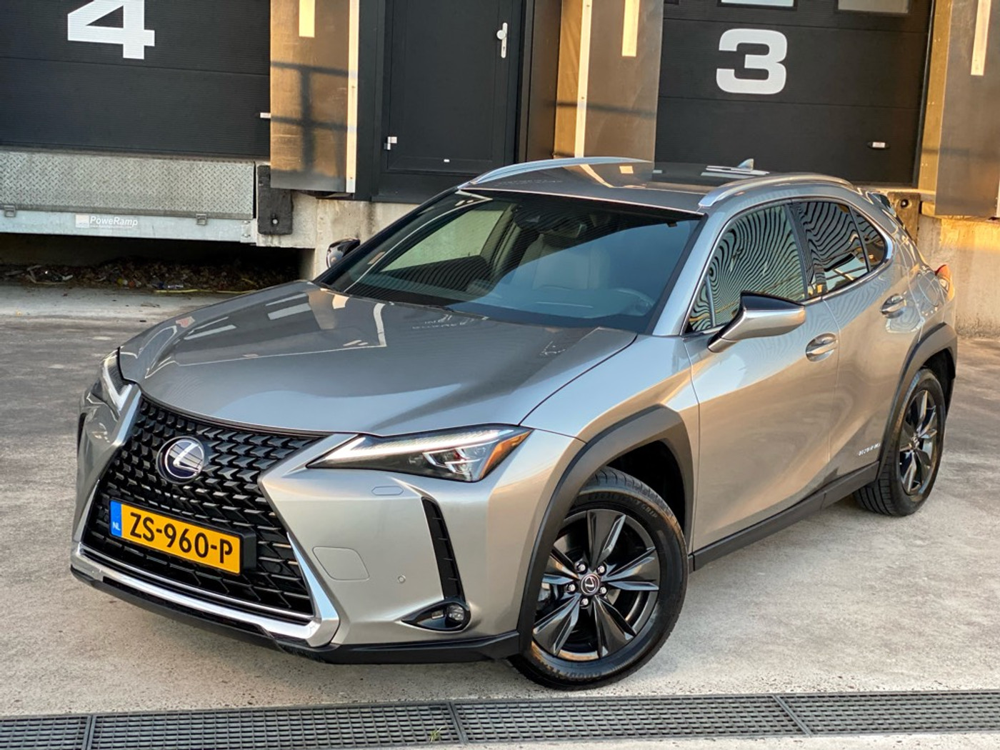 Foto van Lexus Lexus Ux250h