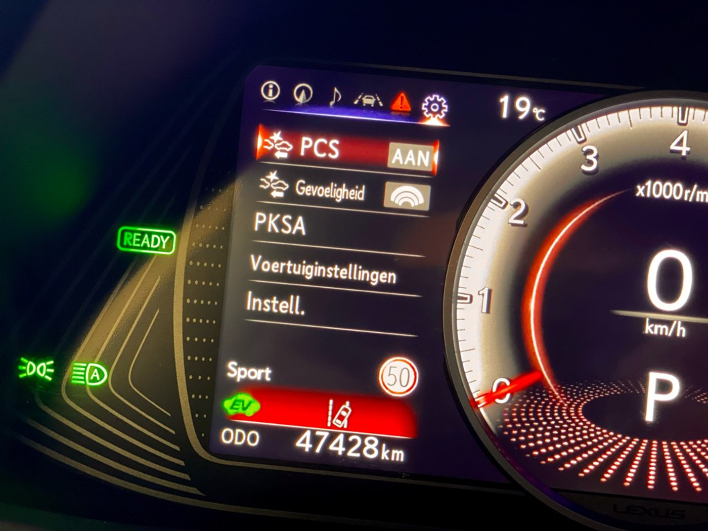 Foto van Lexus Lexus Ux250h