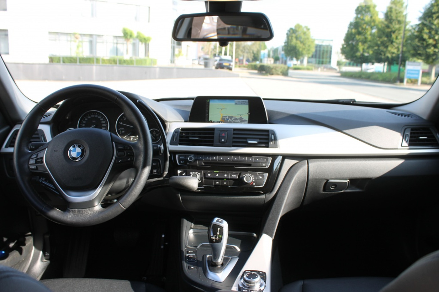 Foto van BMW 318i